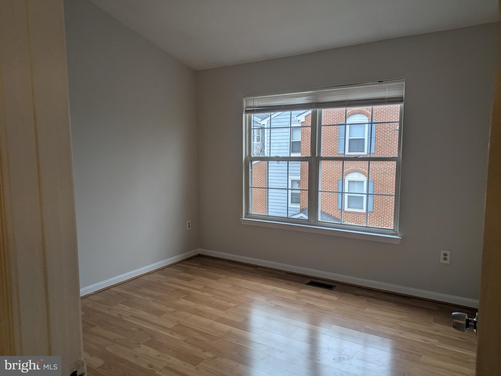 JACKSONS RIDGE CONDOS - Residential Lease