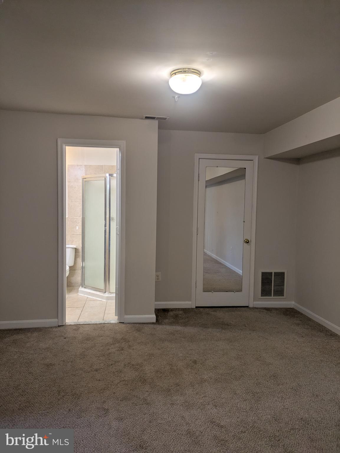 JACKSONS RIDGE CONDOS - Residential Lease