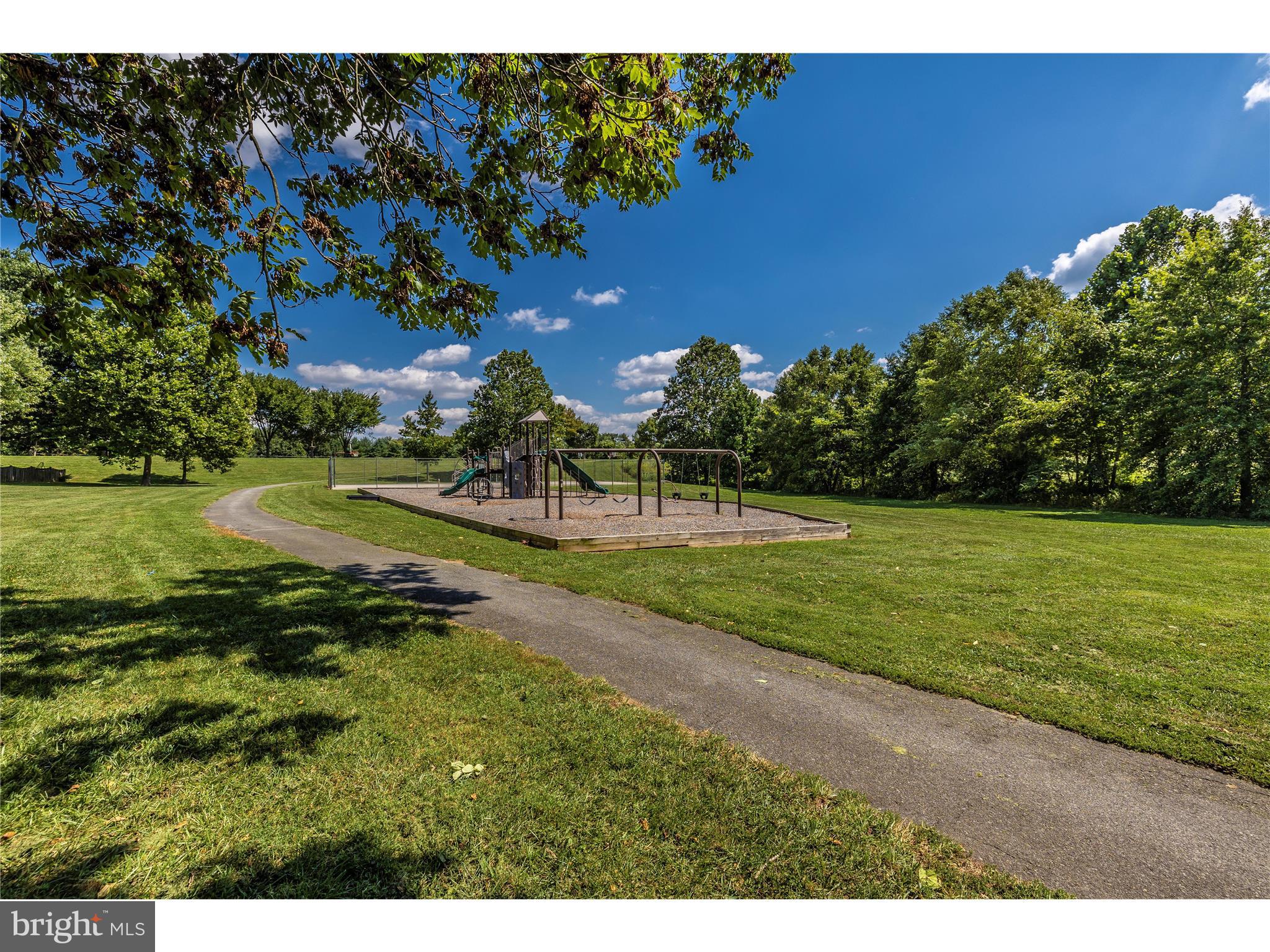 FREDERICKTOWNE VILLAGE - Residential