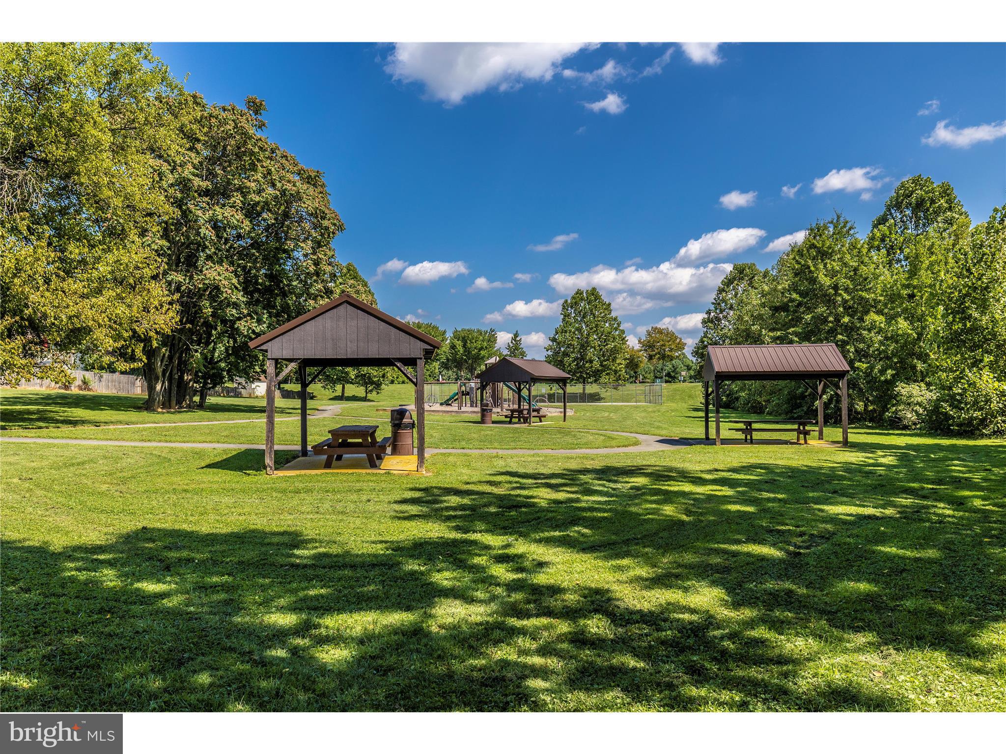 FREDERICKTOWNE VILLAGE - Residential