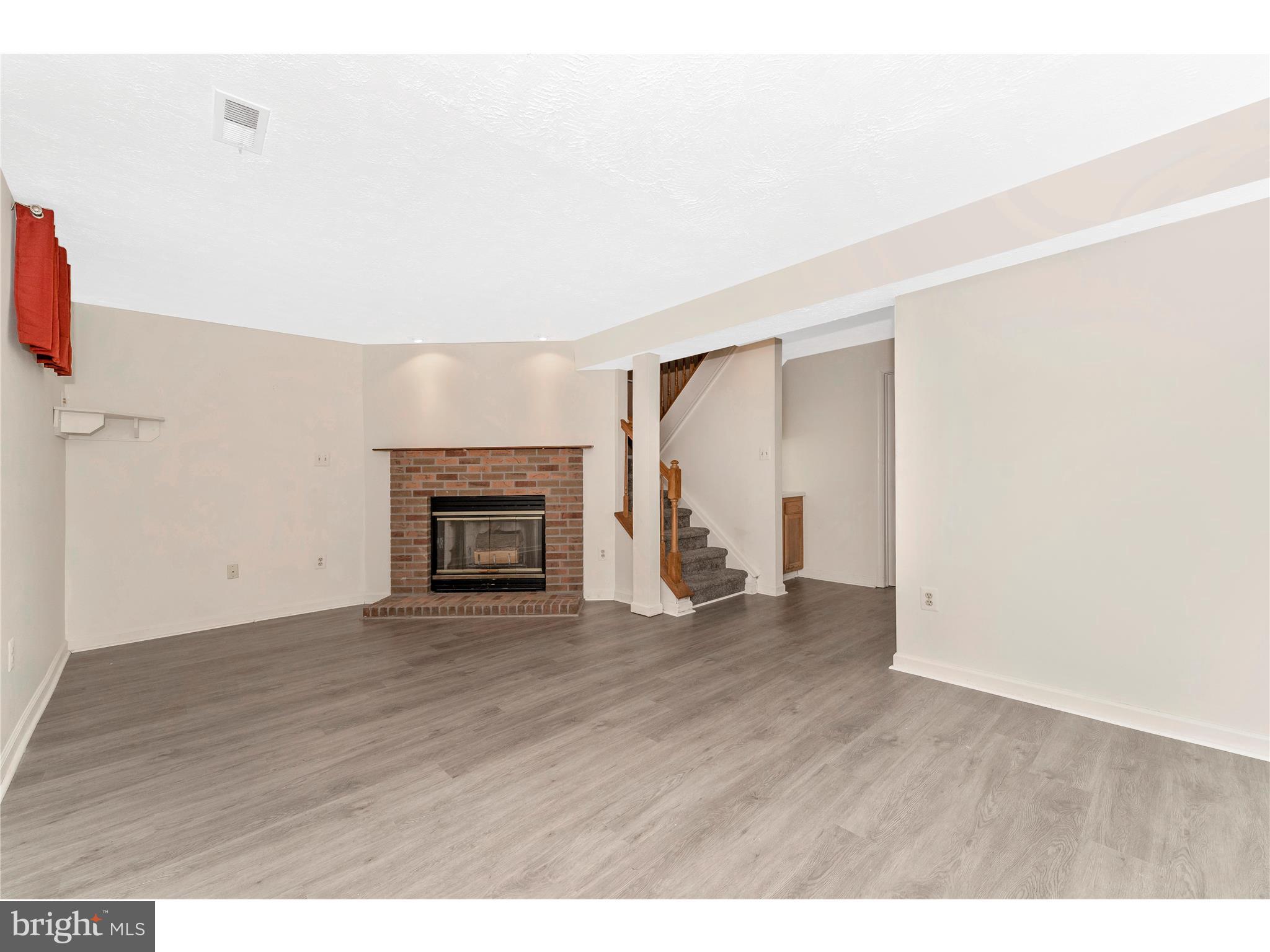 FREDERICKTOWNE VILLAGE - Residential