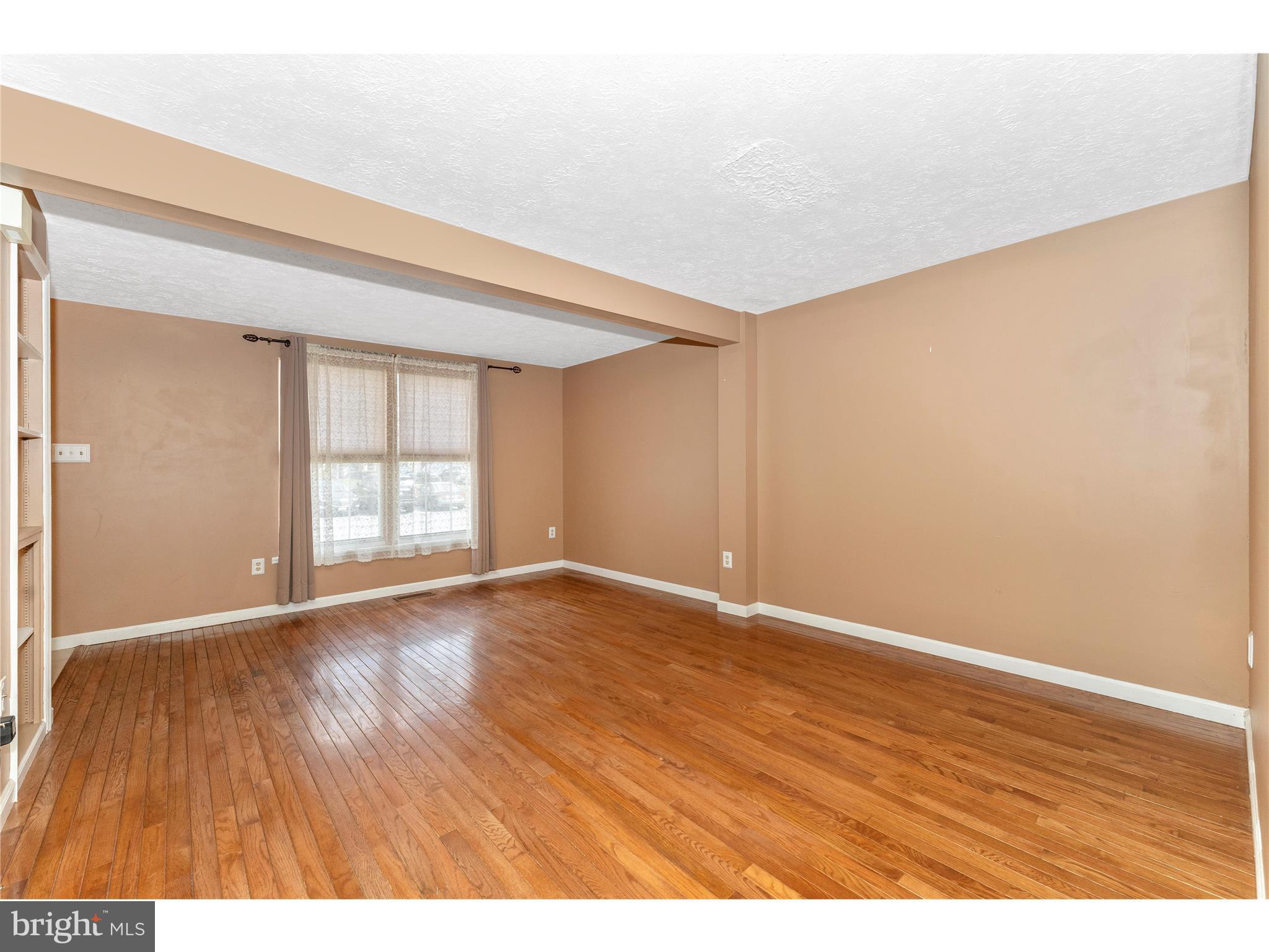 FREDERICKTOWNE VILLAGE - Residential