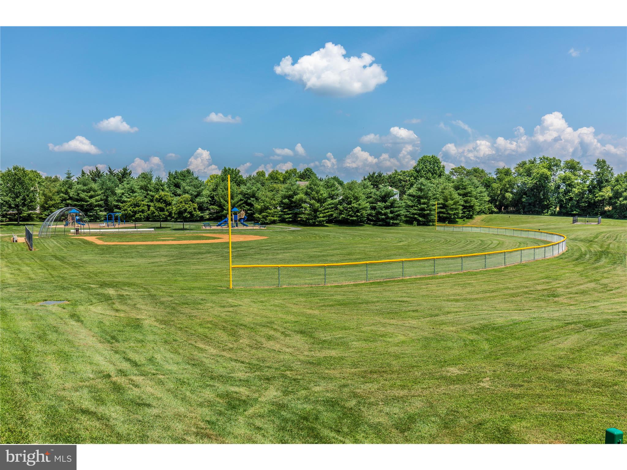 FREDERICKTOWNE VILLAGE - Residential