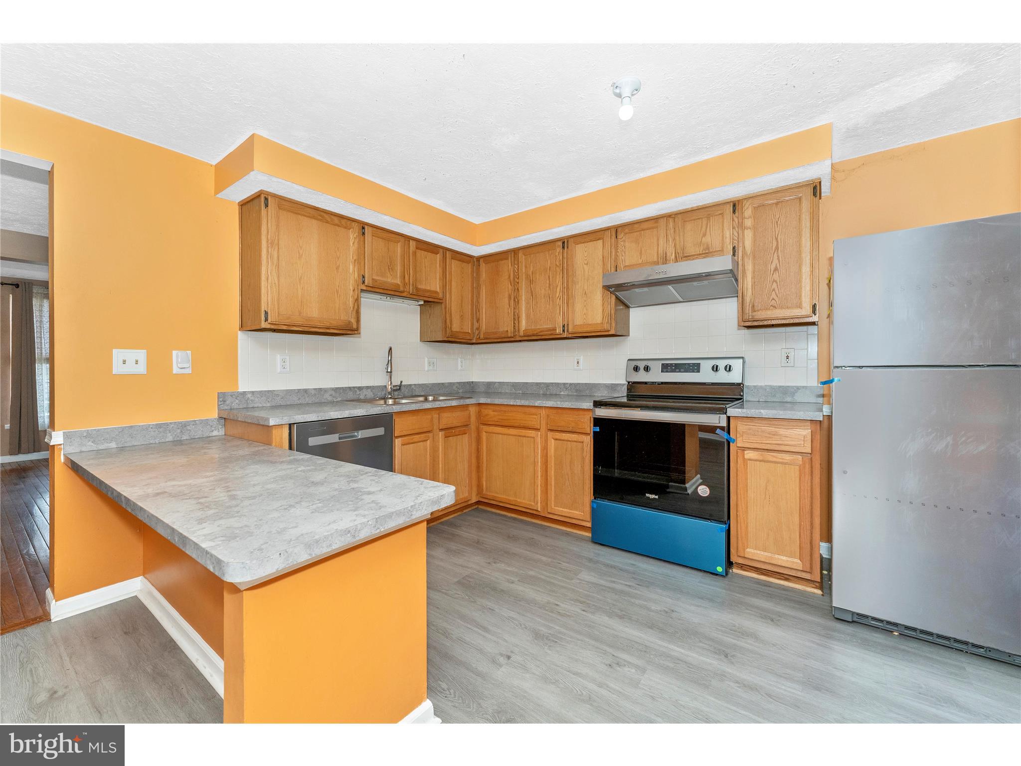 FREDERICKTOWNE VILLAGE - Residential