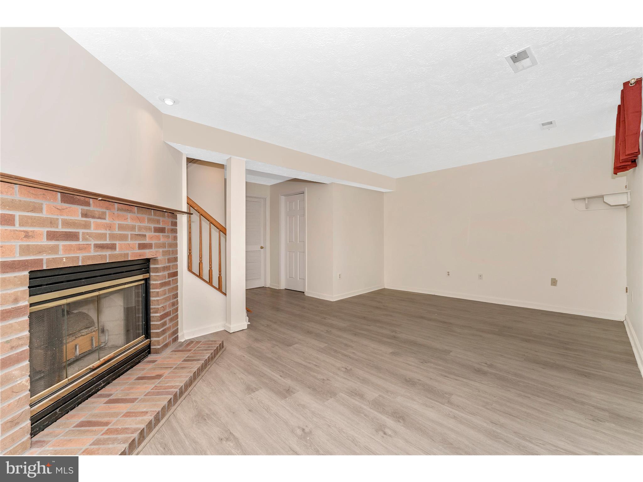 FREDERICKTOWNE VILLAGE - Residential