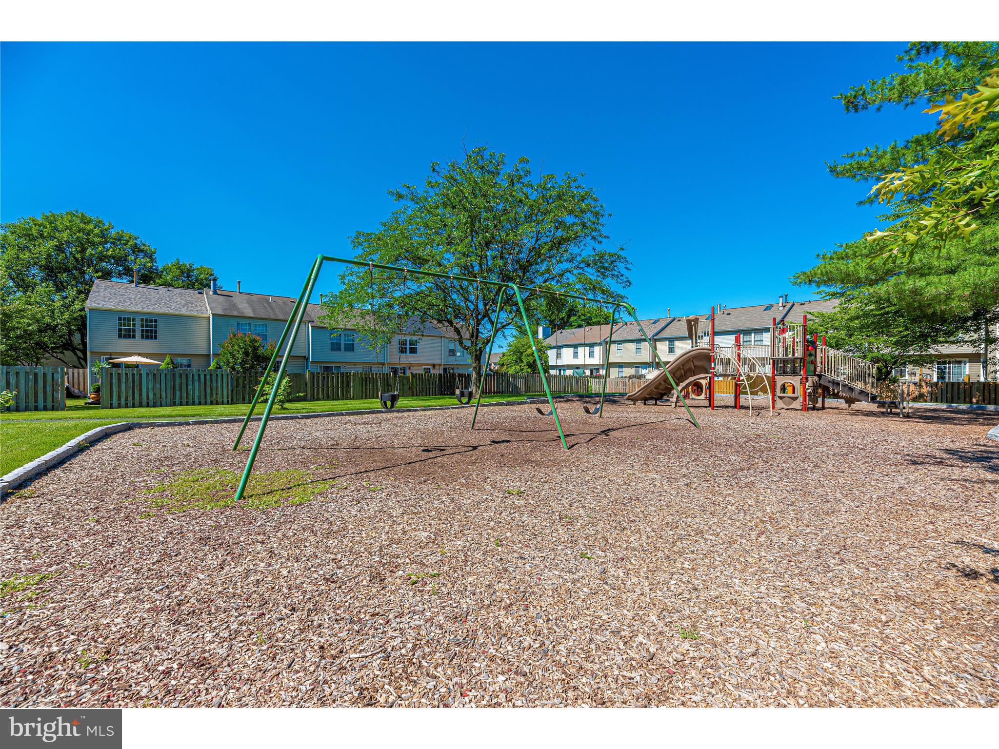 FREDERICKTOWNE VILLAGE - Residential