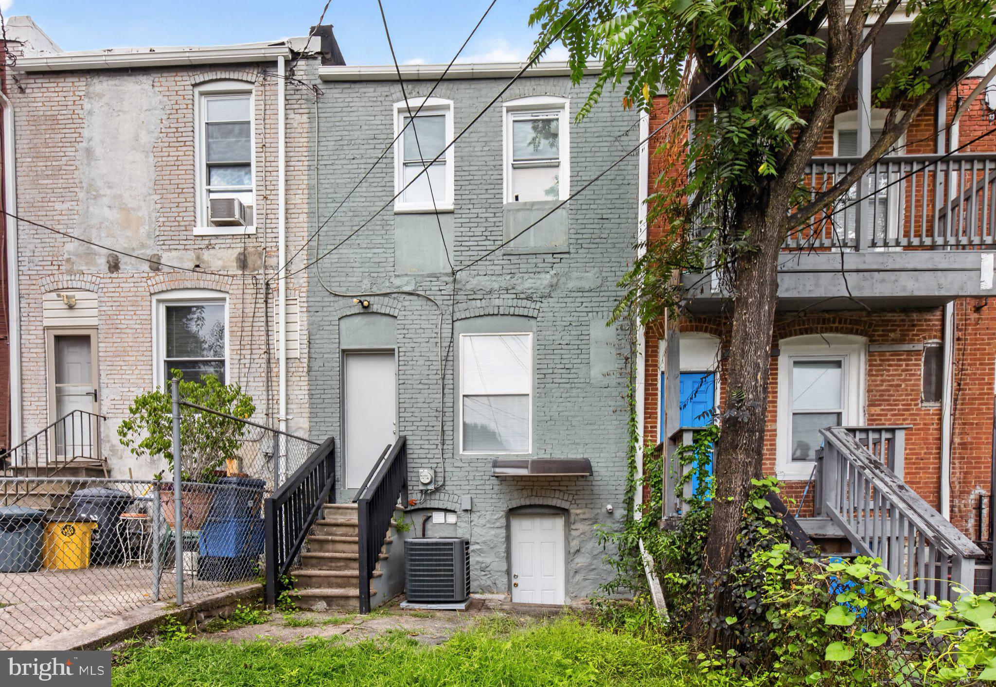 2719 RIGGS AVENUE