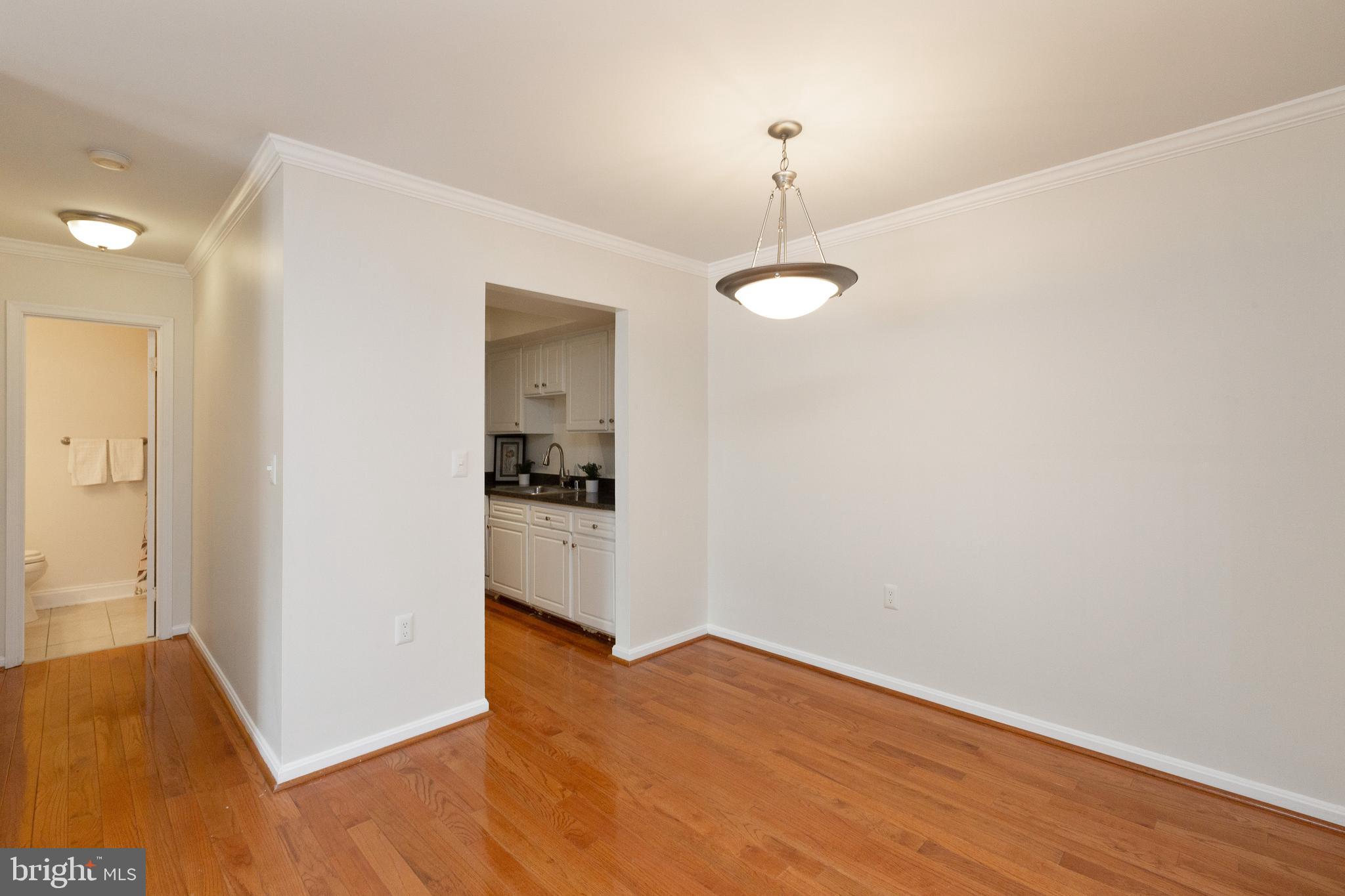 FLOWER HILL - Residential Lease