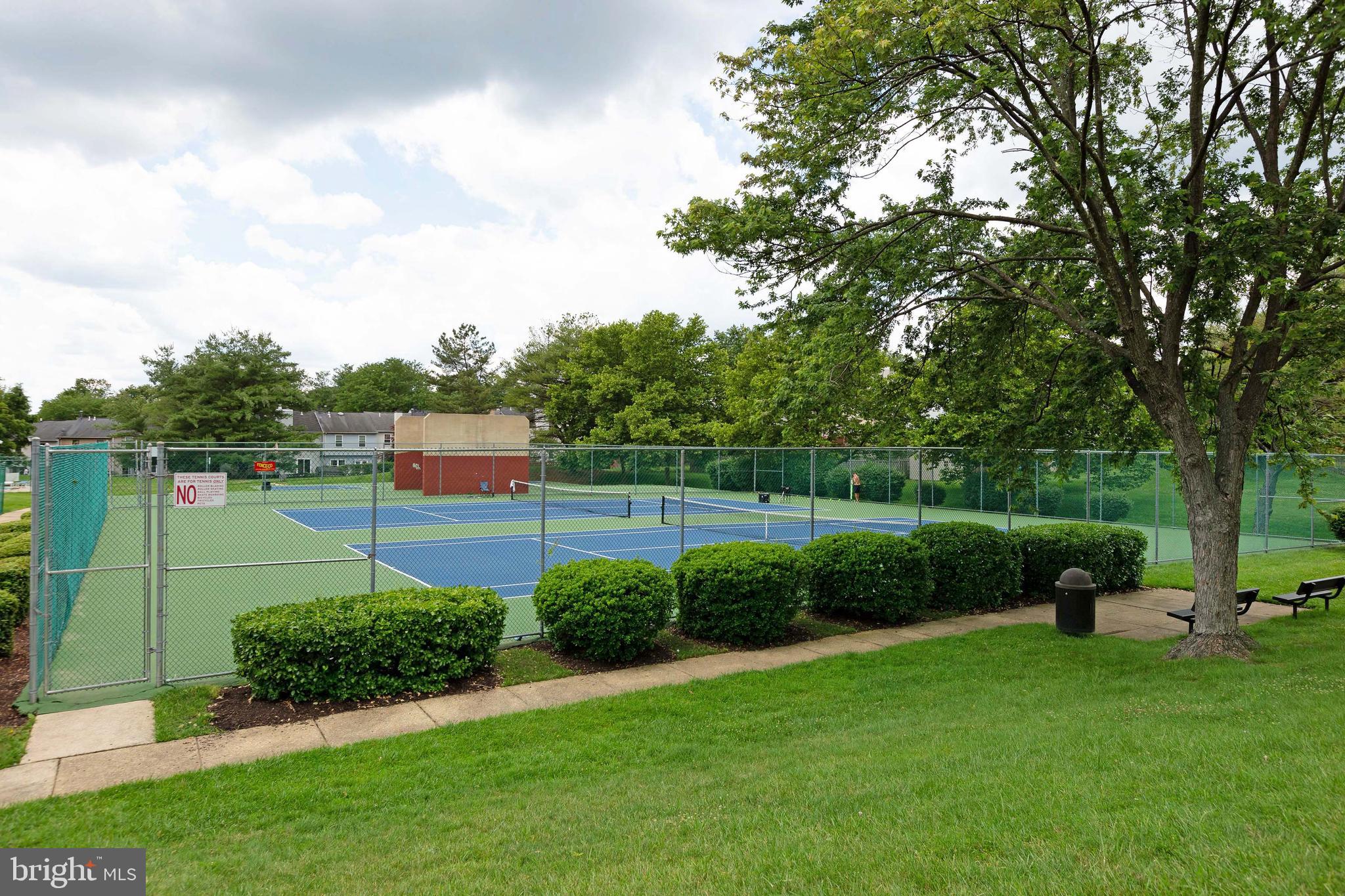 FLOWER HILL - Residential Lease