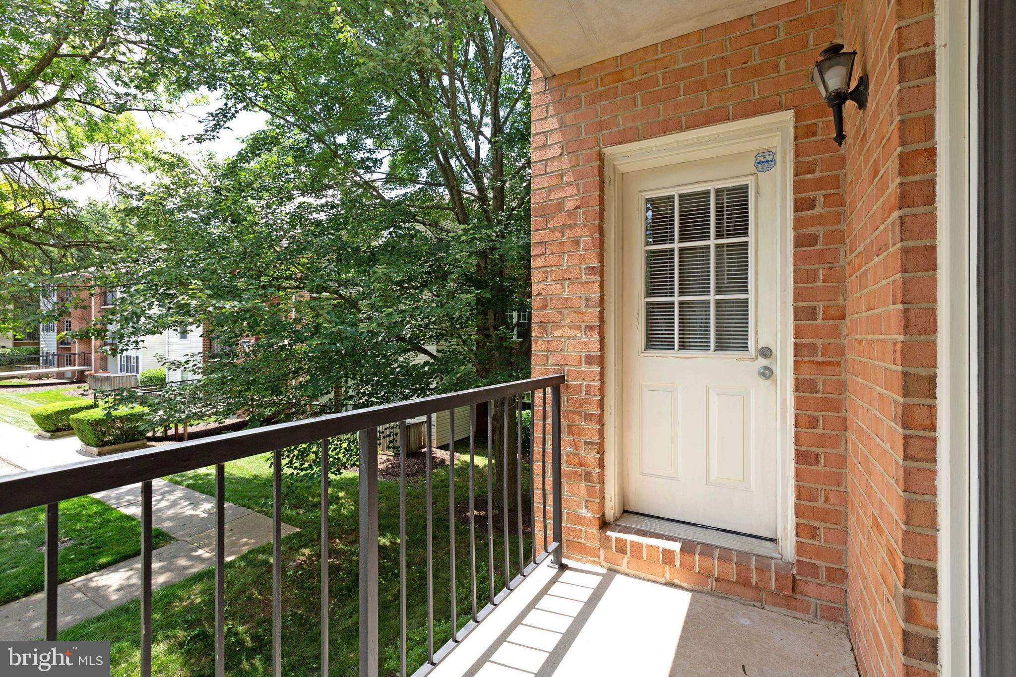 FLOWER HILL - Residential Lease