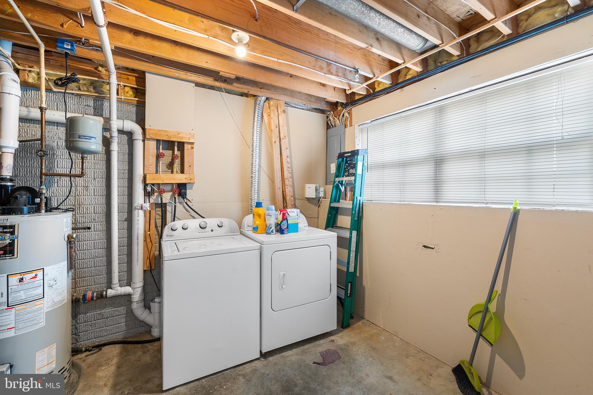 CLAYBROOKE - Residential