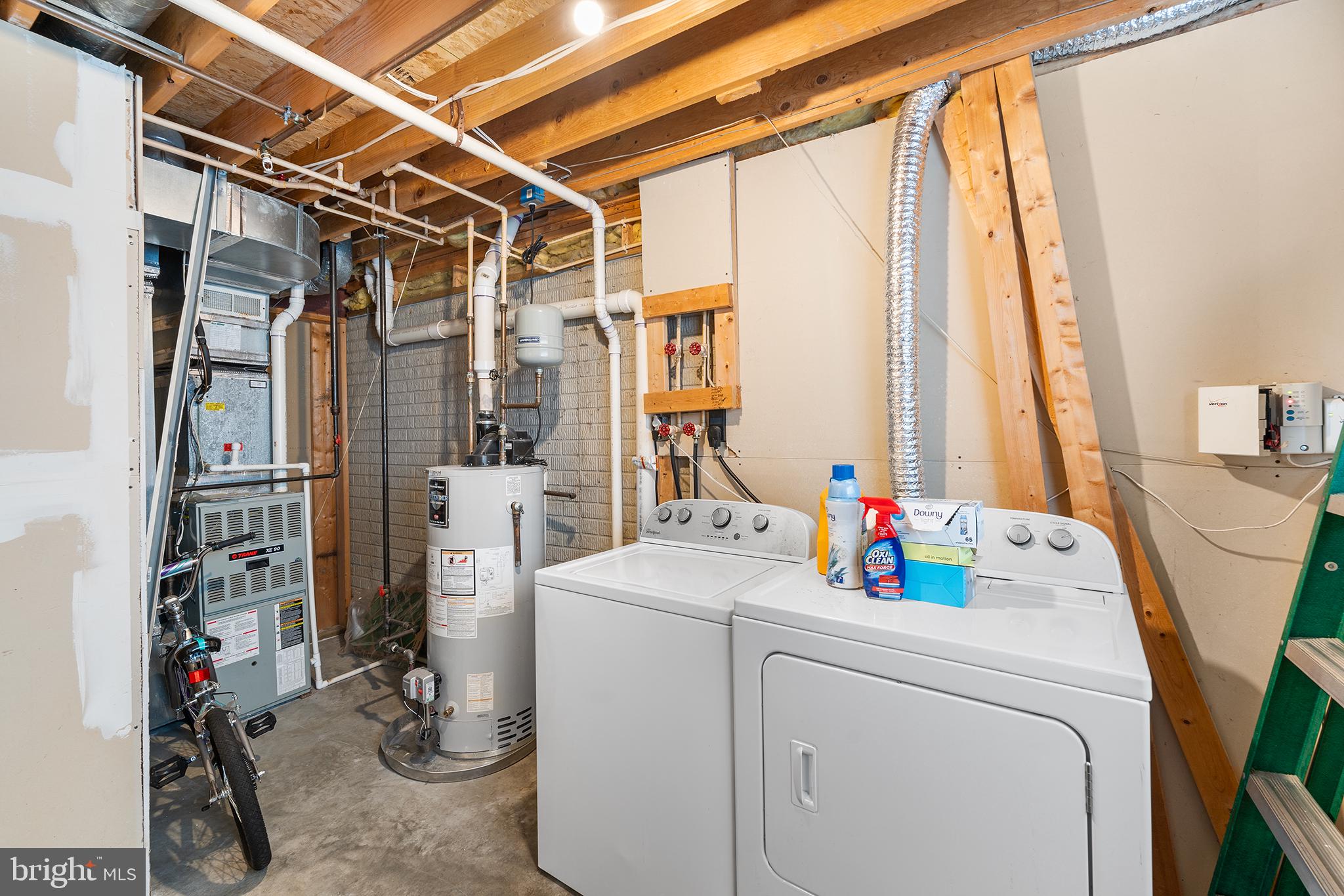 CLAYBROOKE - Residential