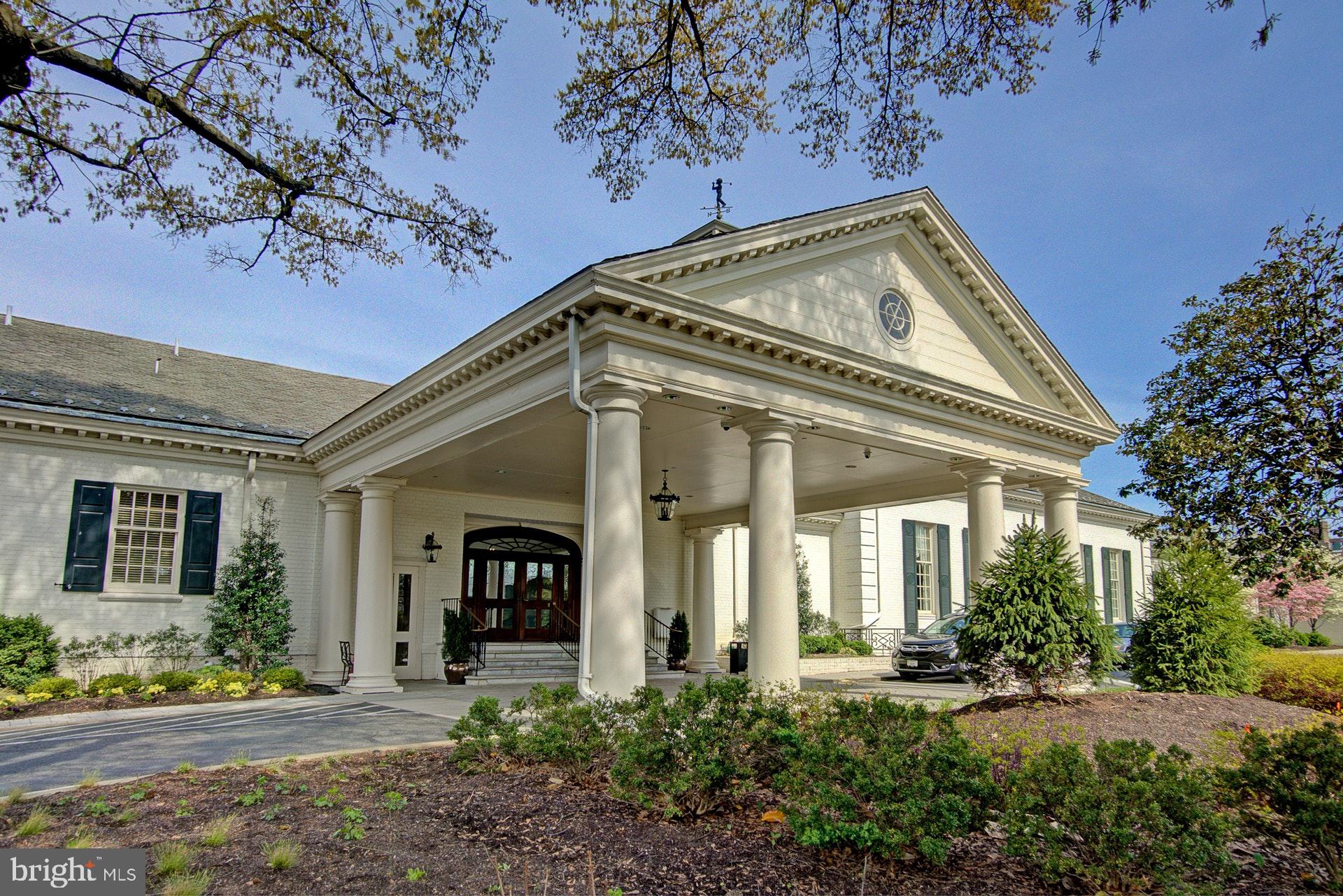 LYONHURST - Residential