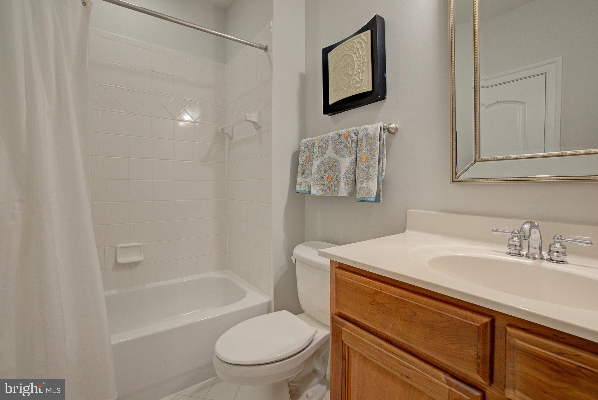 LYONHURST - Residential