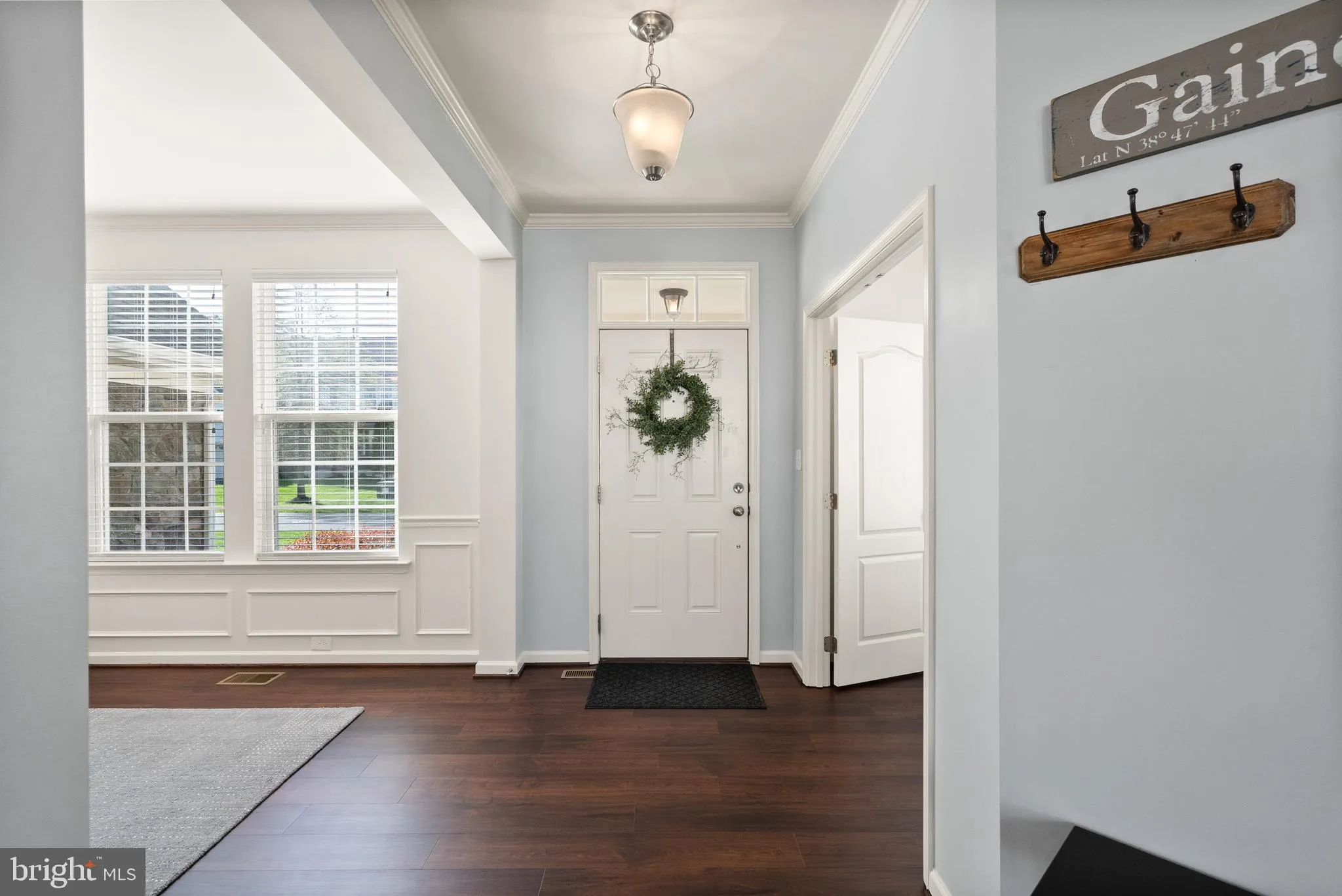 Gainesville, Virginia 20155, United States, 4 Bedrooms Bedrooms, ,5 BathroomsBathrooms,Residential,Pending,109088