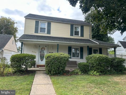 Photo of 806 W Penn Pines Boulevard, ALDAN, PA 19018 (MLS # PADE2101526)