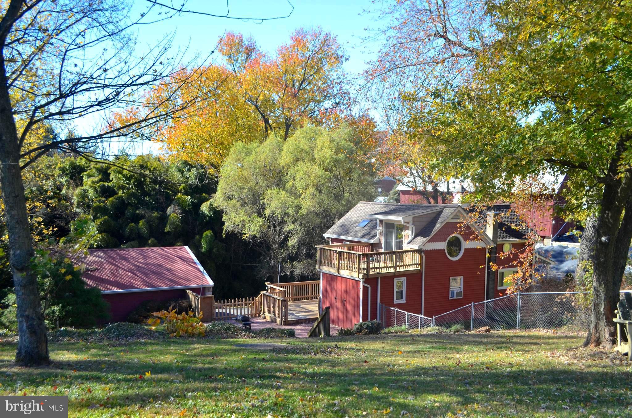 WINDSOR TWP - Residential