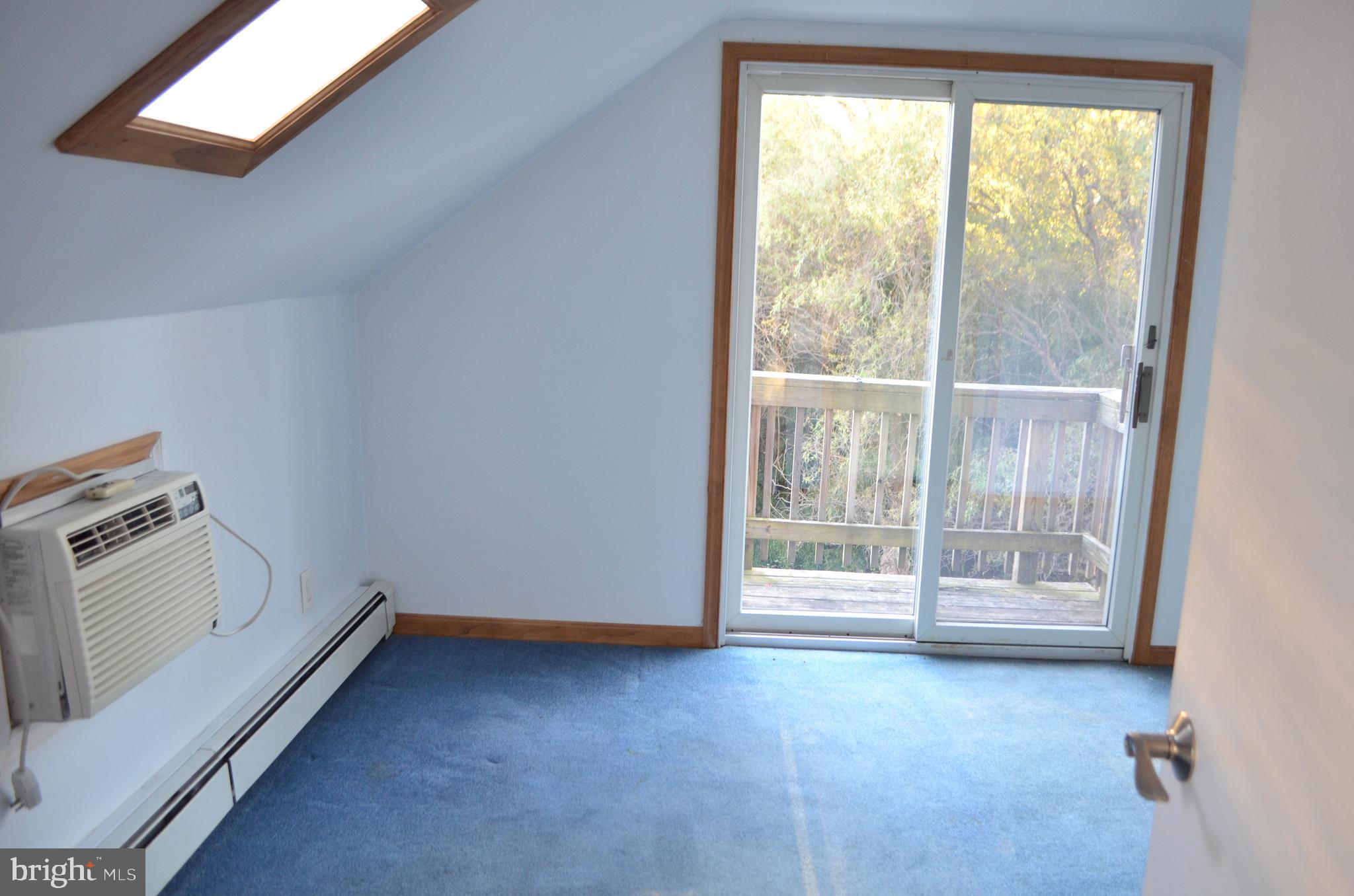 WINDSOR TWP - Residential