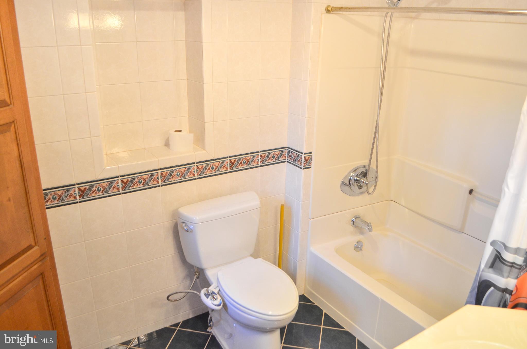 WINDSOR TWP - Residential