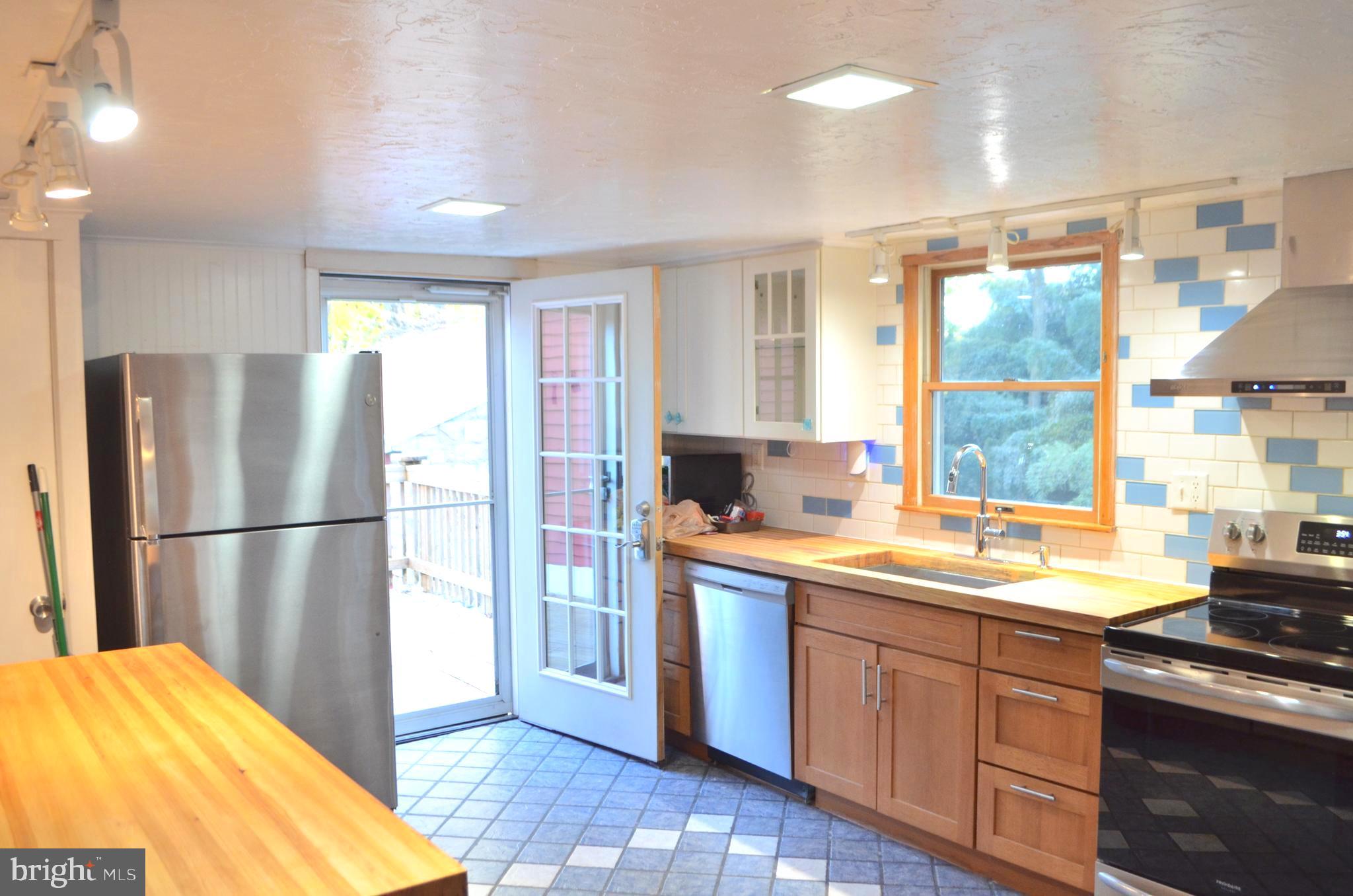 WINDSOR TWP - Residential