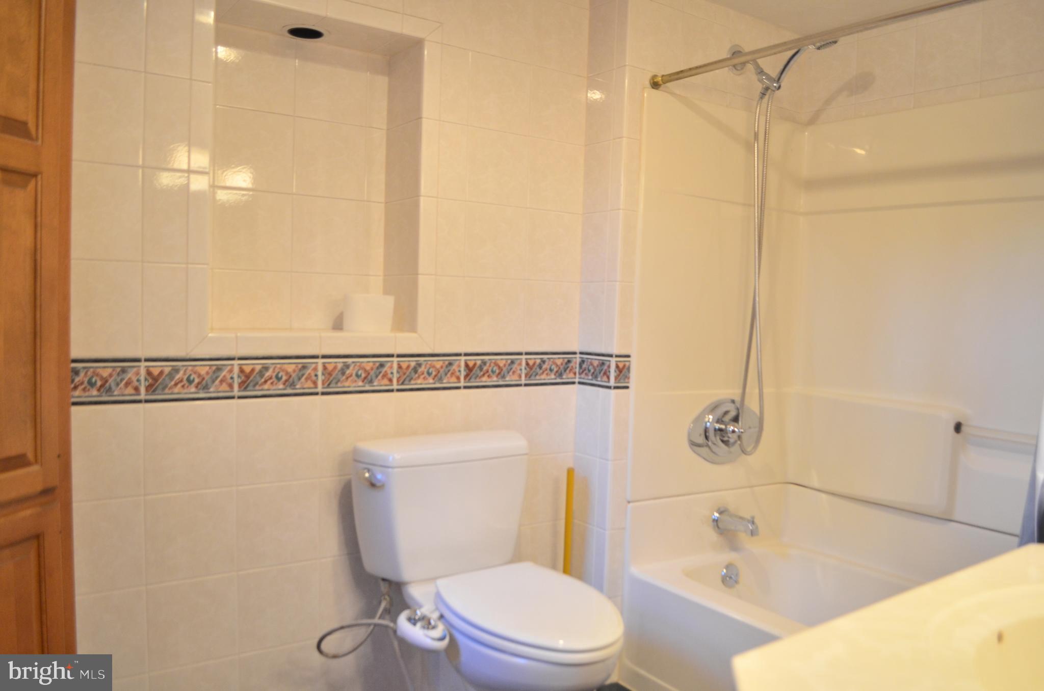 WINDSOR TWP - Residential