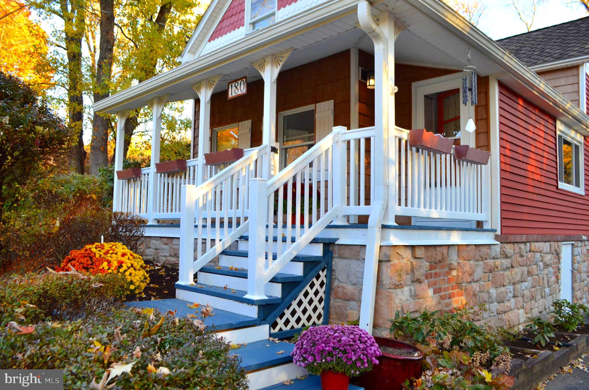 WINDSOR TWP - Residential