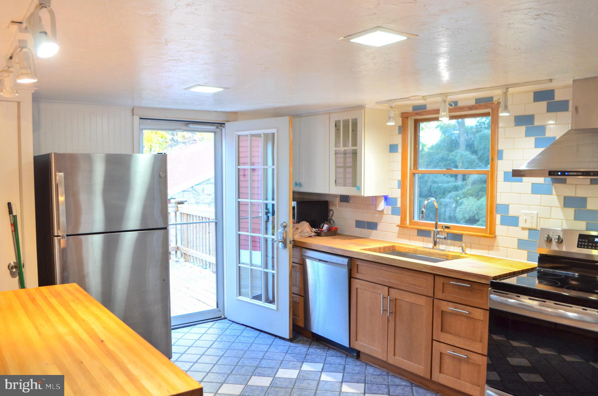 WINDSOR TWP - Residential