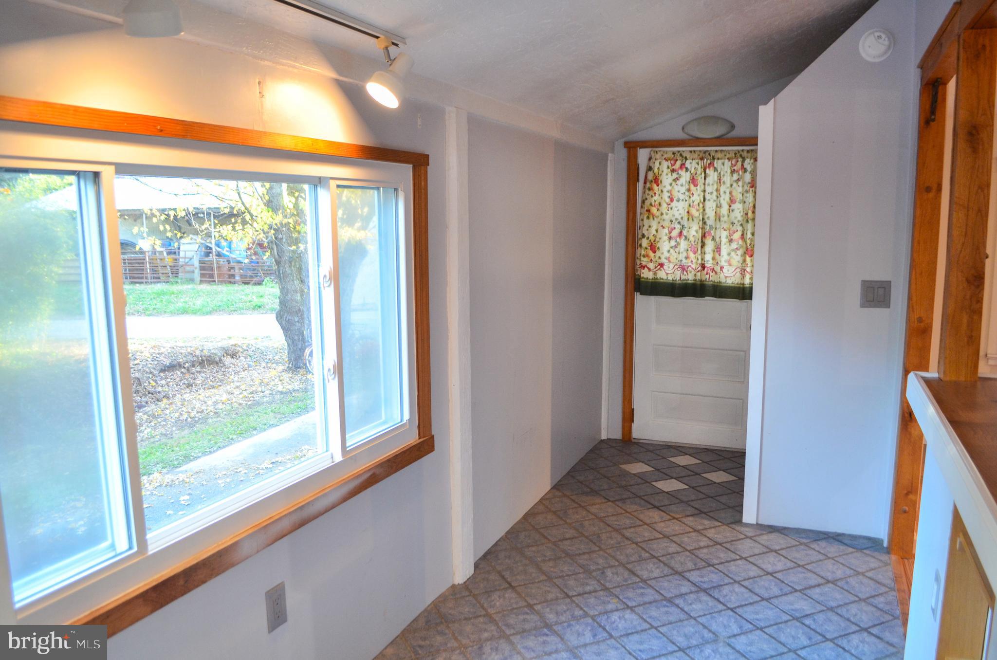 WINDSOR TWP - Residential