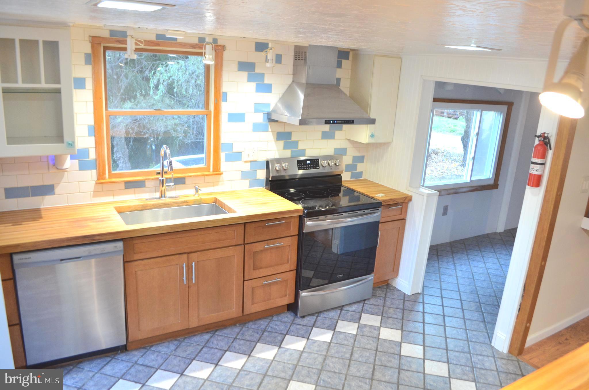 WINDSOR TWP - Residential