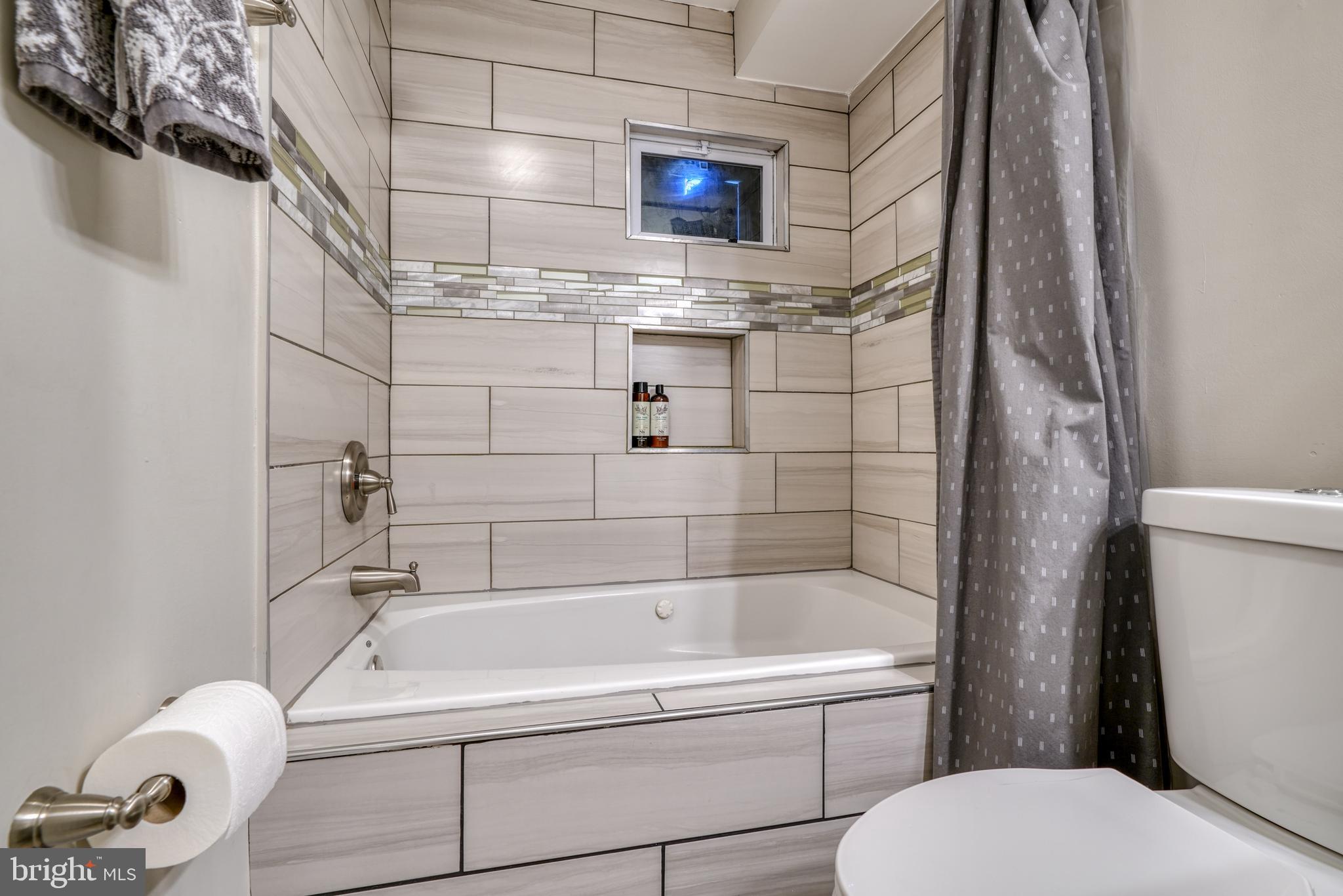 FELLS POINT HISTORIC DISTRICT - Residential