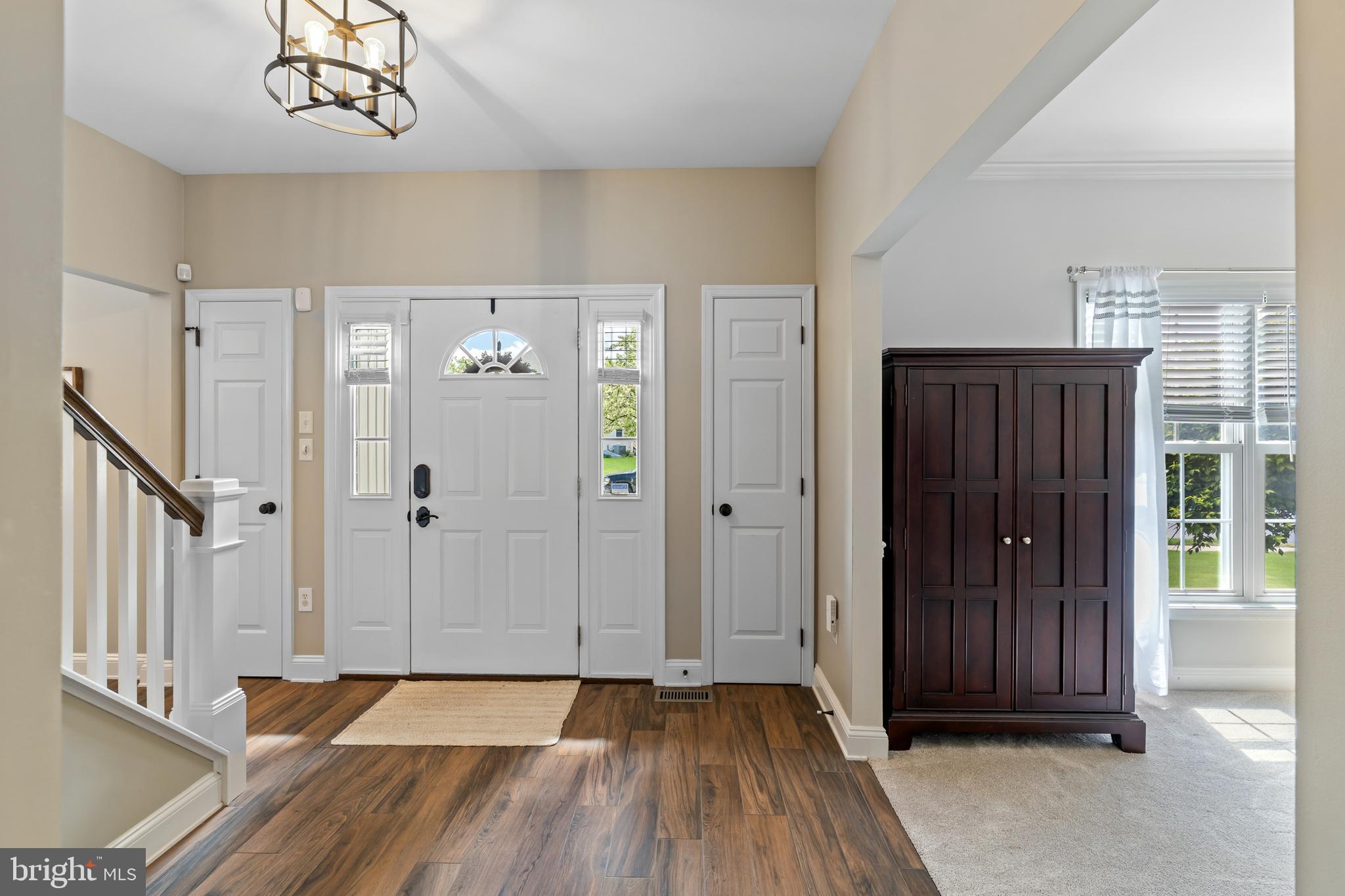 STONE KNOLL - Residential