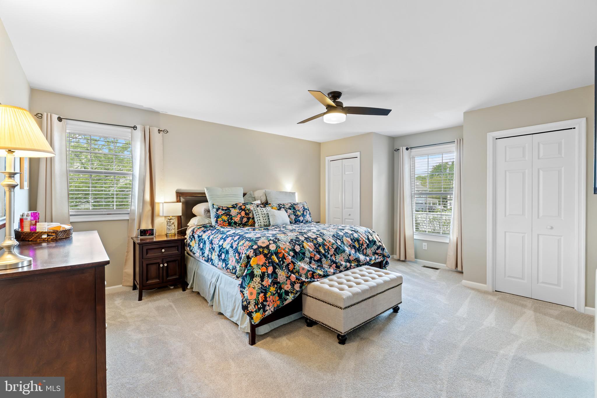 STONE KNOLL - Residential