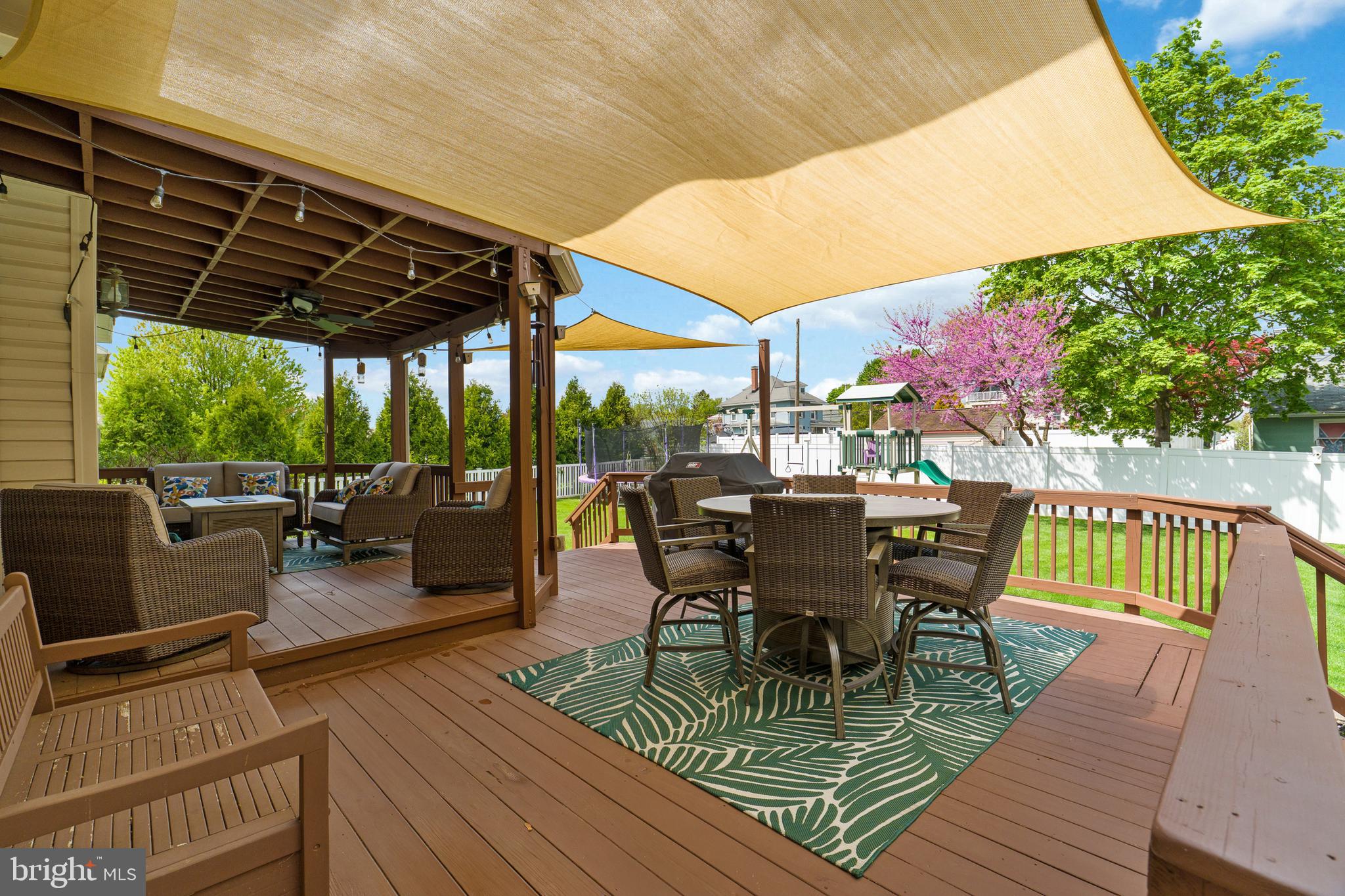 STONE KNOLL - Residential