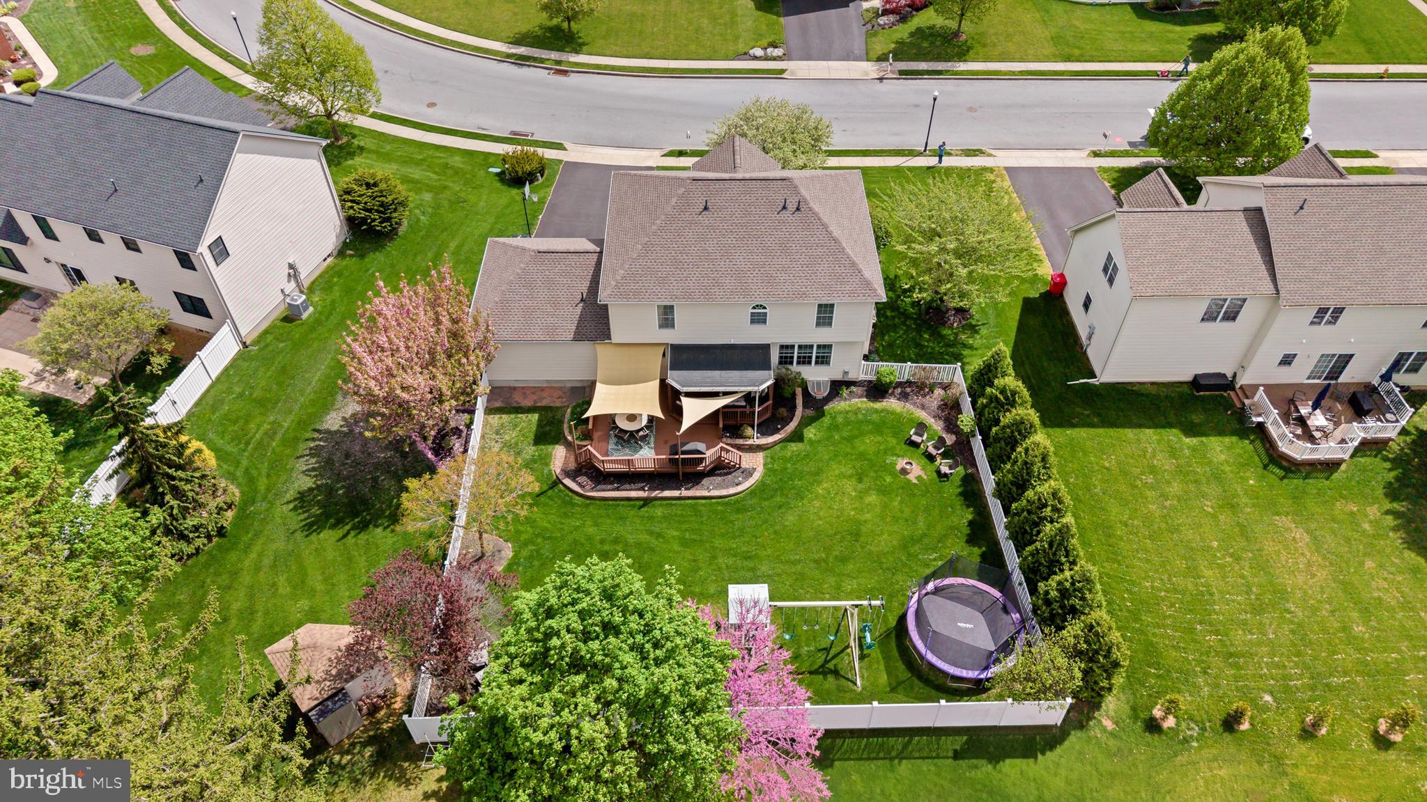 STONE KNOLL - Residential