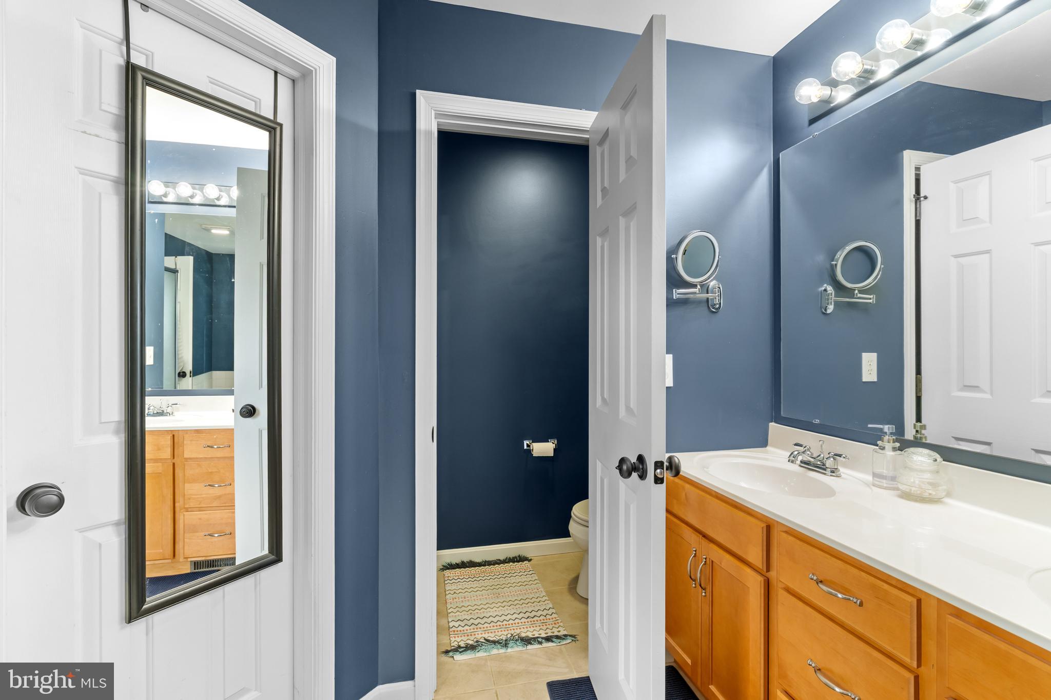 STONE KNOLL - Residential