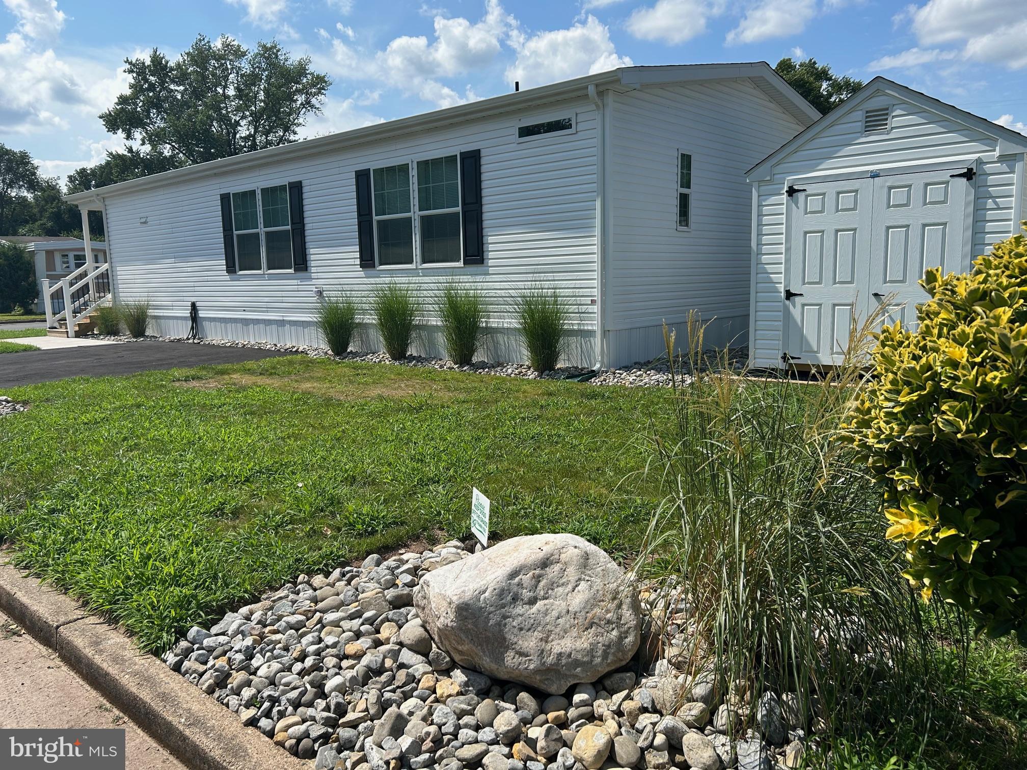 PENNWOOD CROSSING - Residential