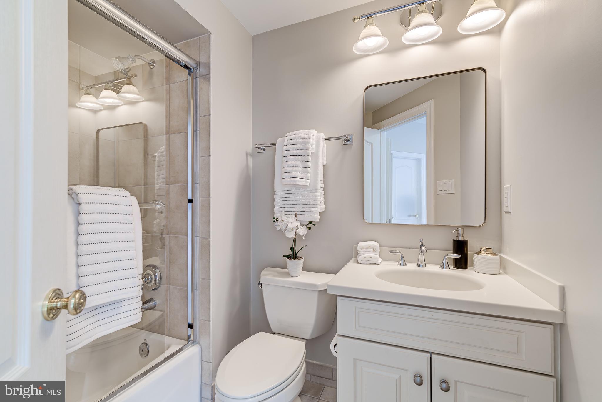 THE RESERVE - Residential