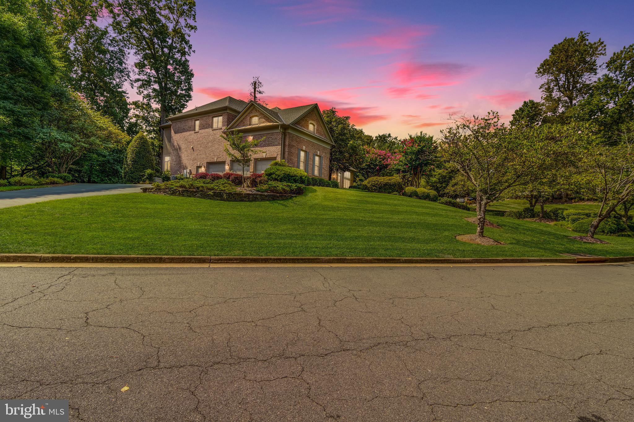 THE RESERVE - Residential