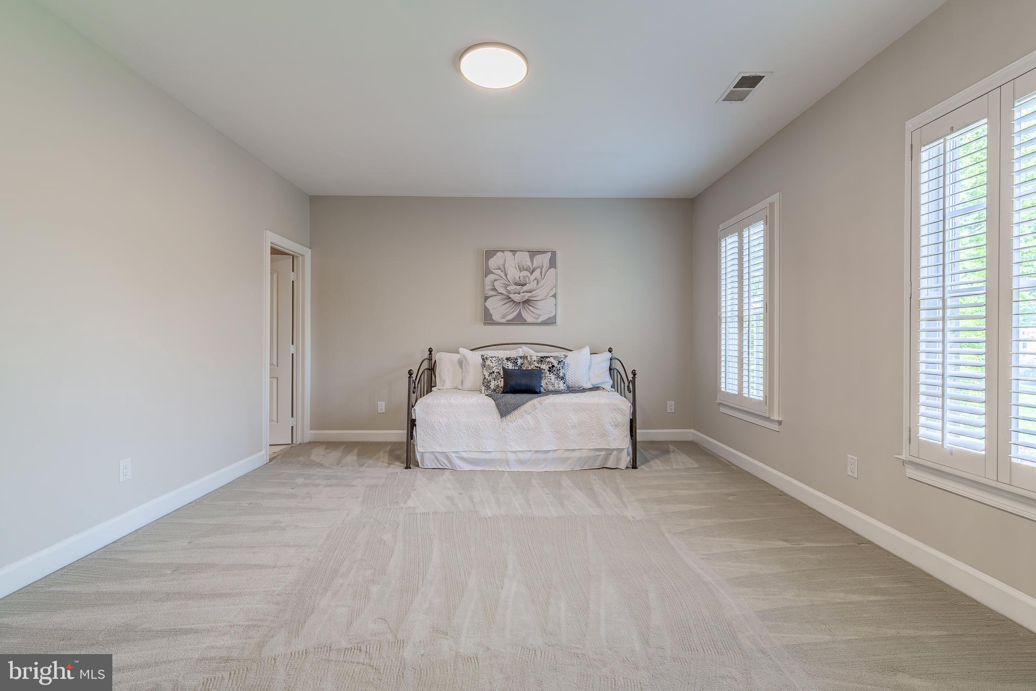 THE RESERVE - Residential