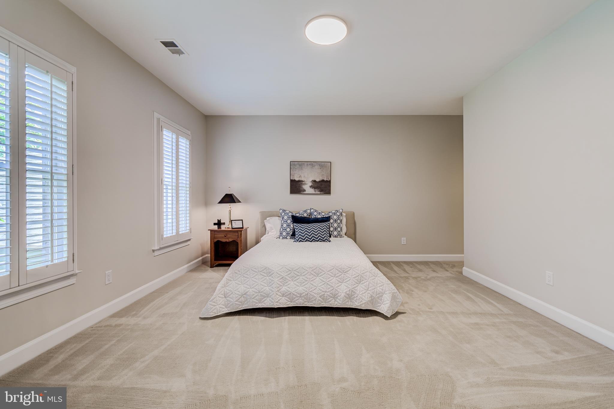 THE RESERVE - Residential