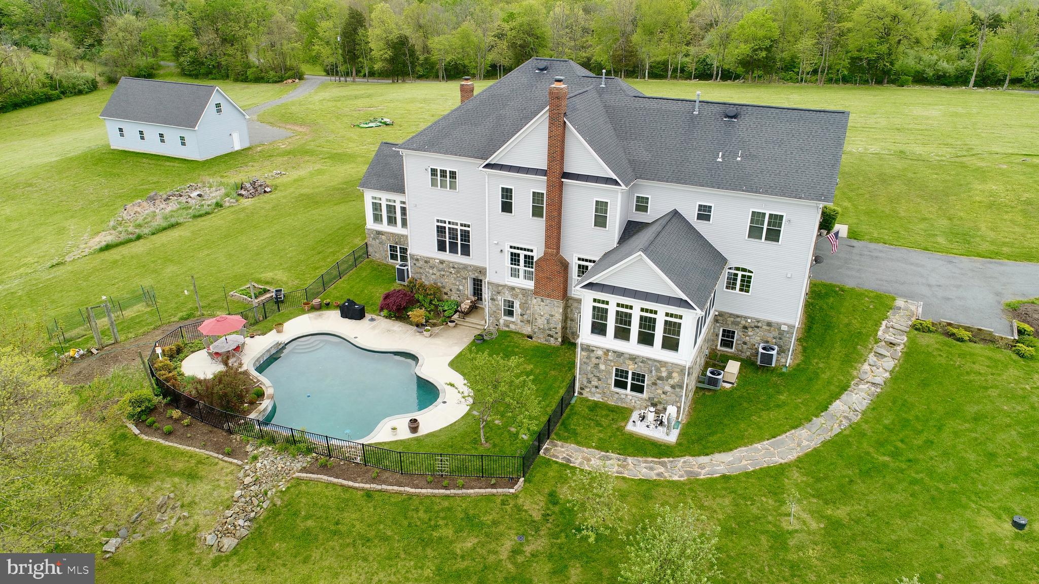 CHUDLEIGH FARM - Residential