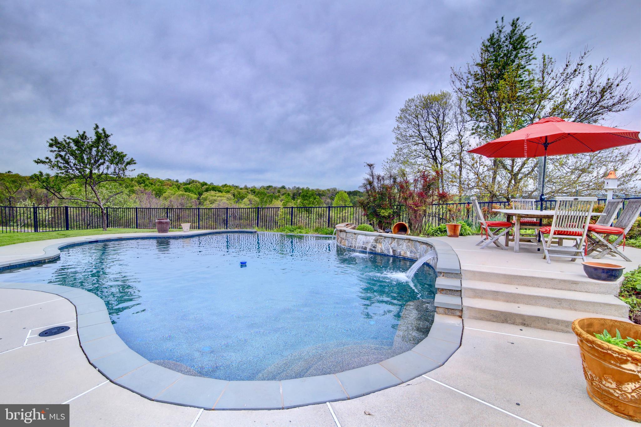 CHUDLEIGH FARM - Residential