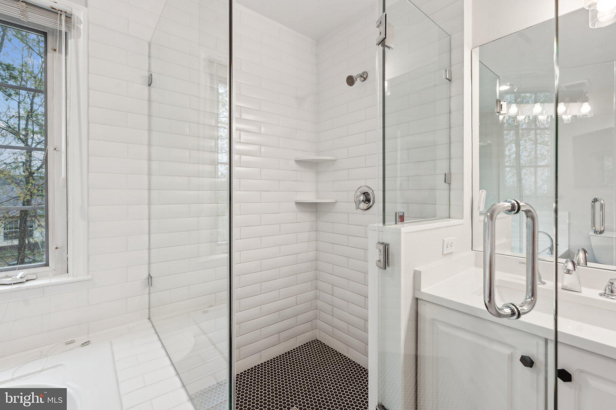 POTOMAC LAKES - Residential