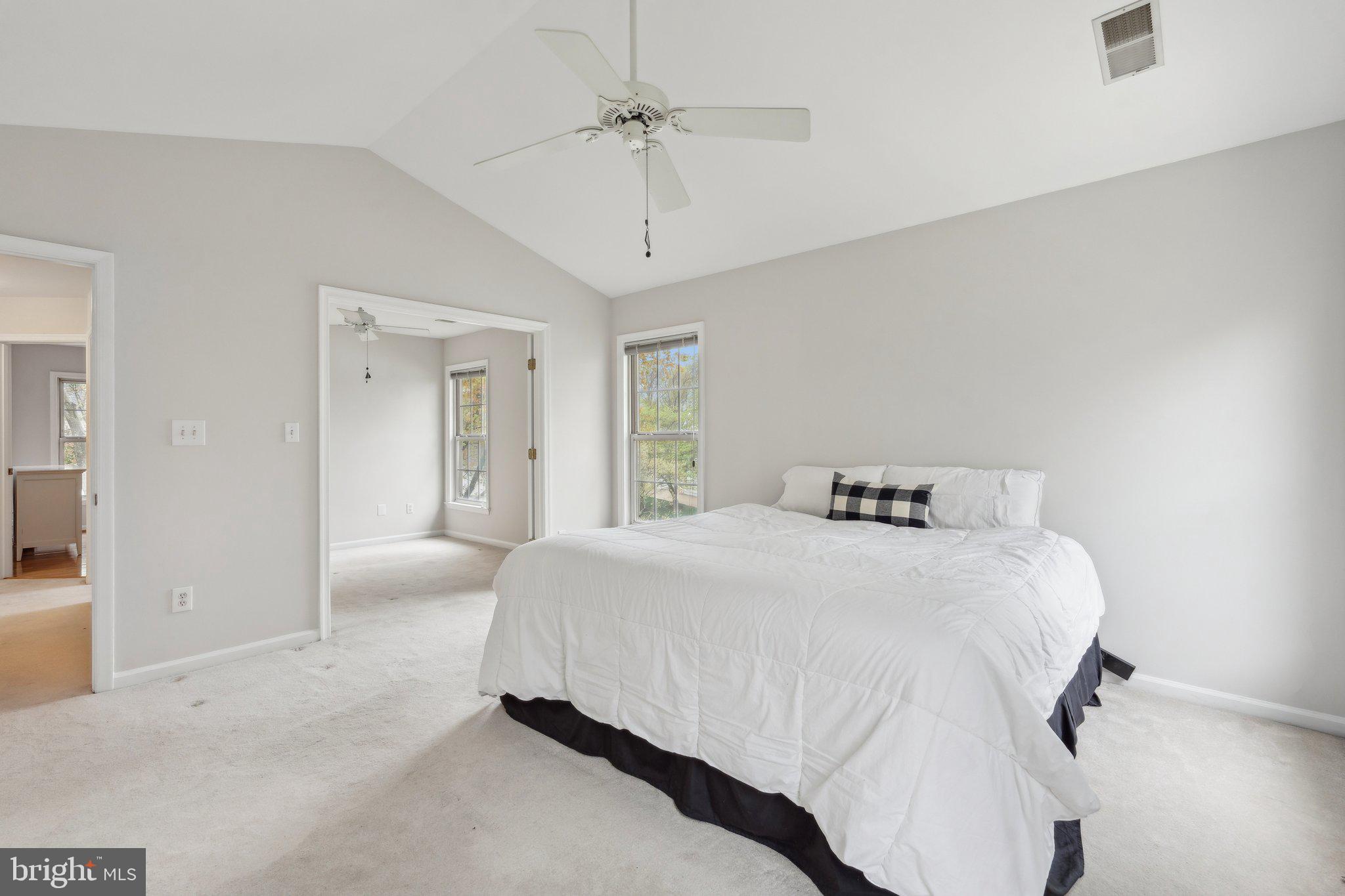 POTOMAC LAKES - Residential