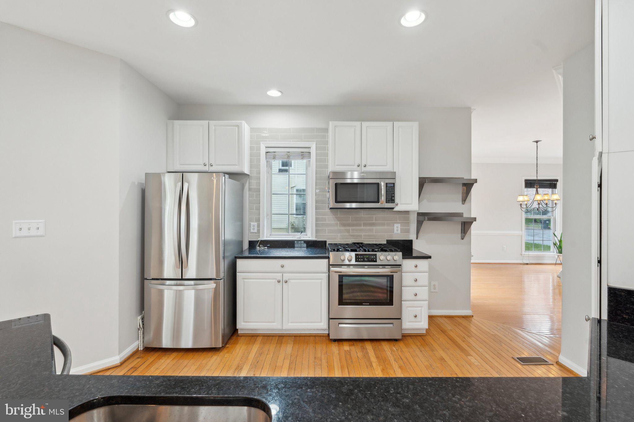 POTOMAC LAKES - Residential