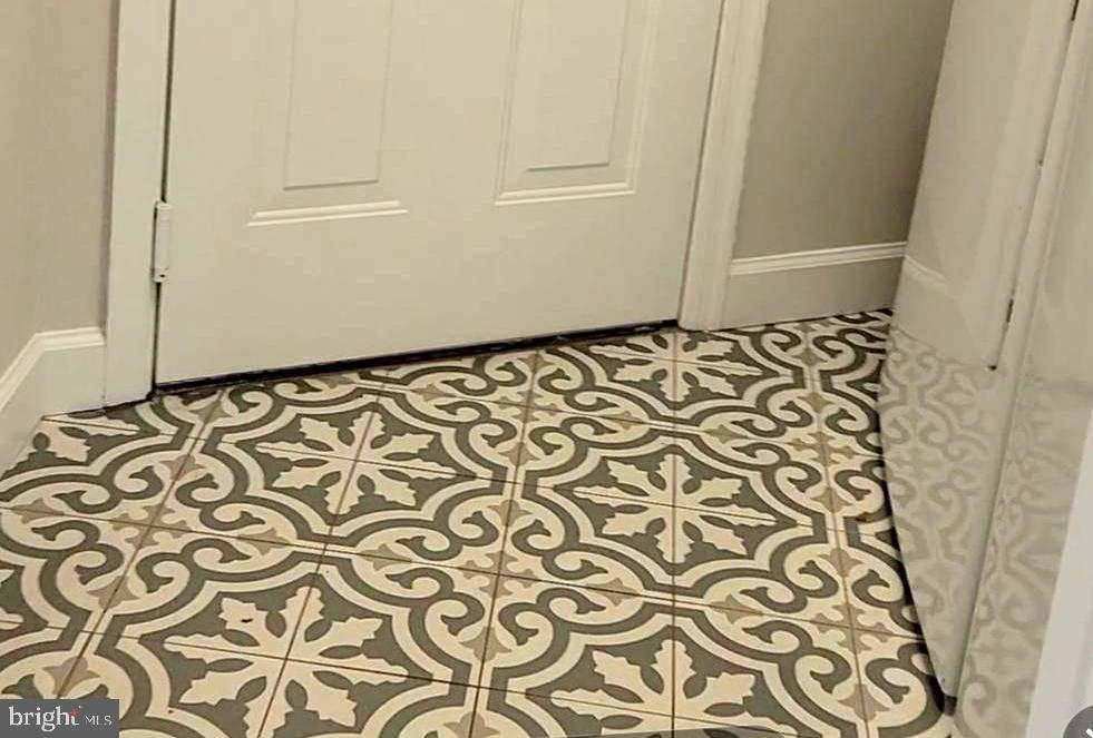 POTOMAC LAKES - Residential