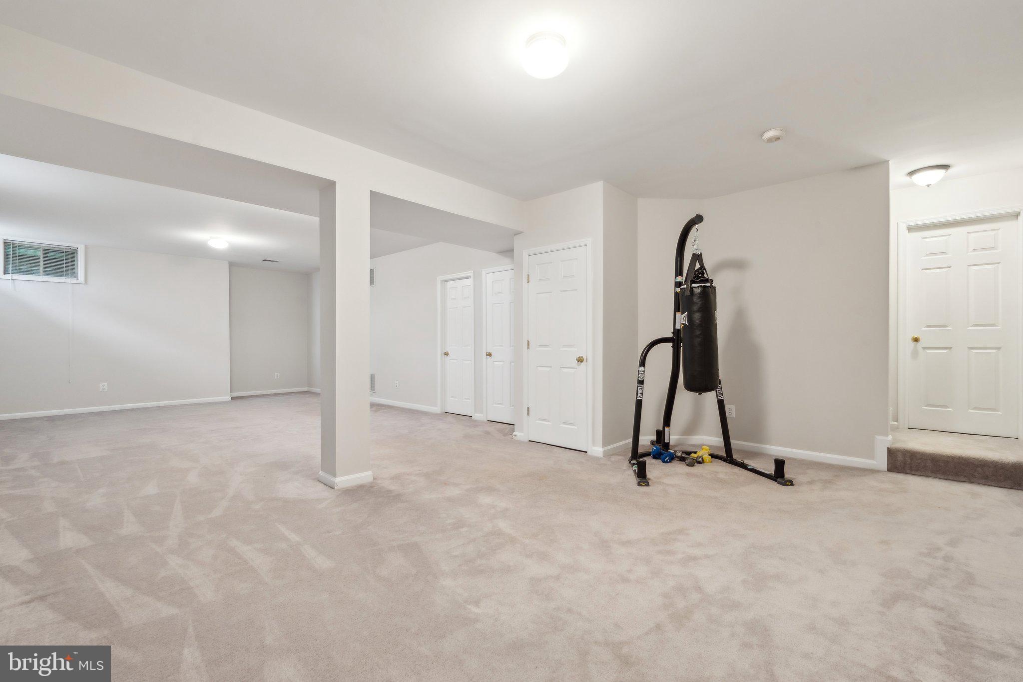 POTOMAC LAKES - Residential