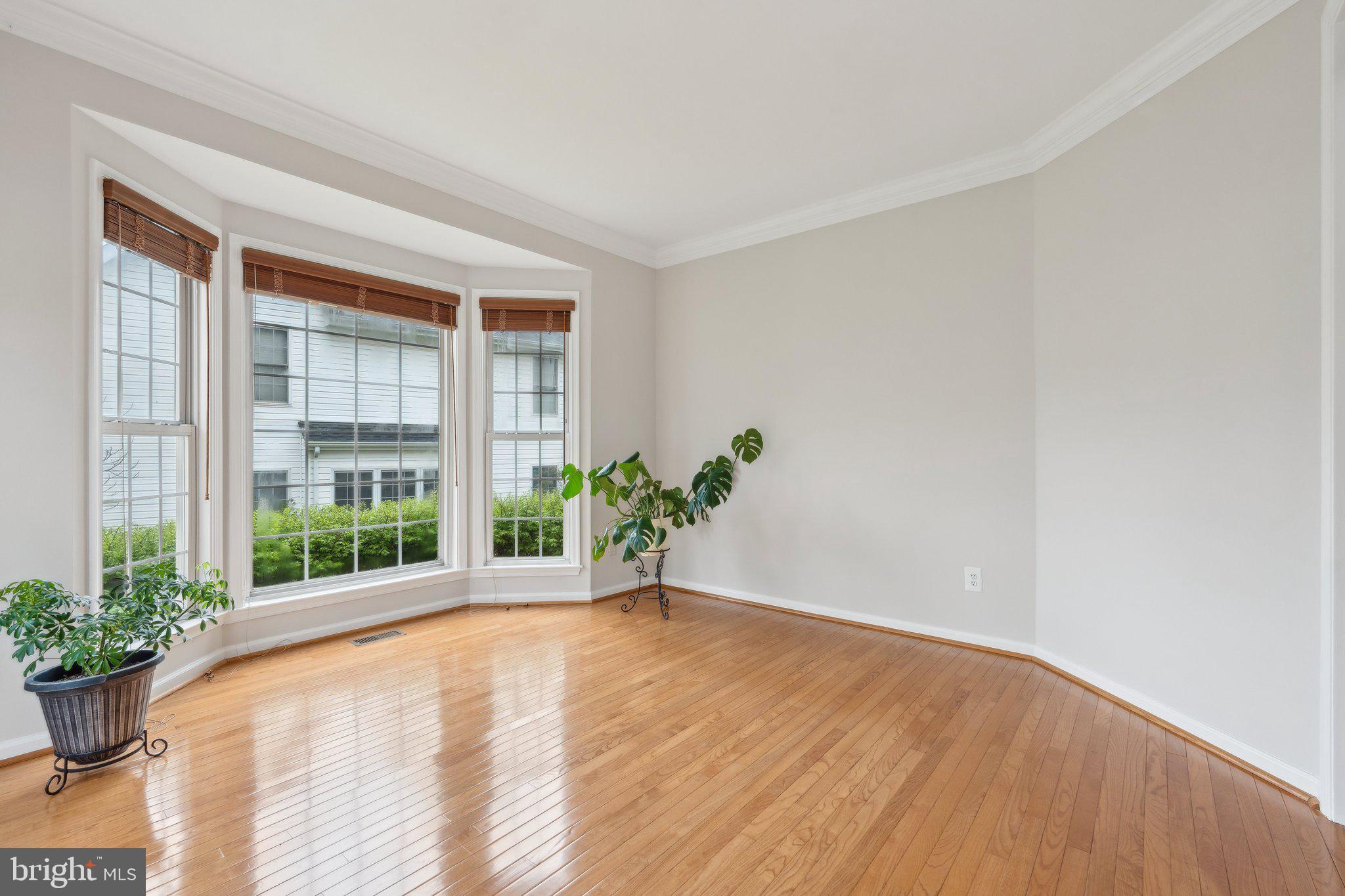 POTOMAC LAKES - Residential