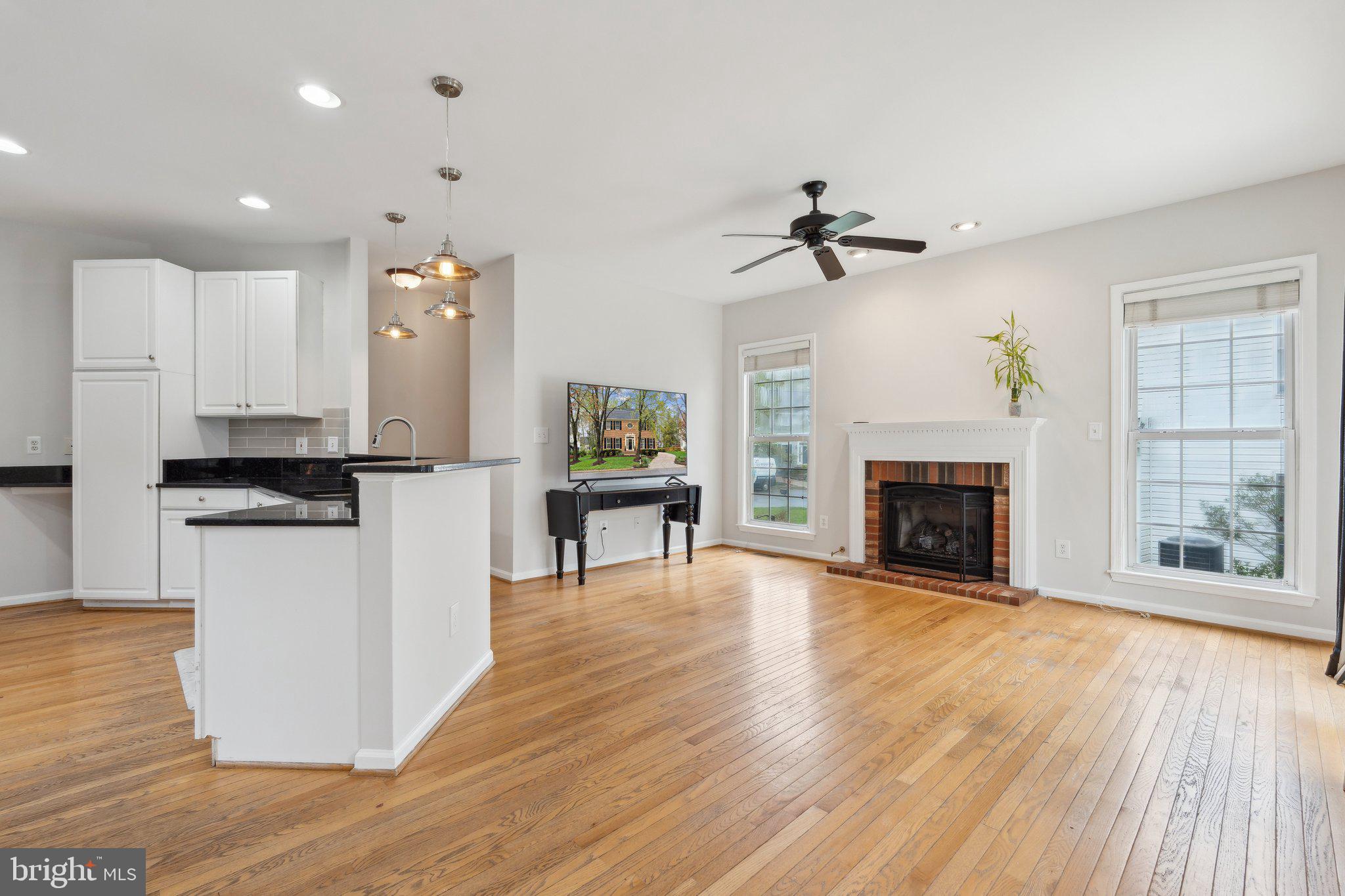 POTOMAC LAKES - Residential