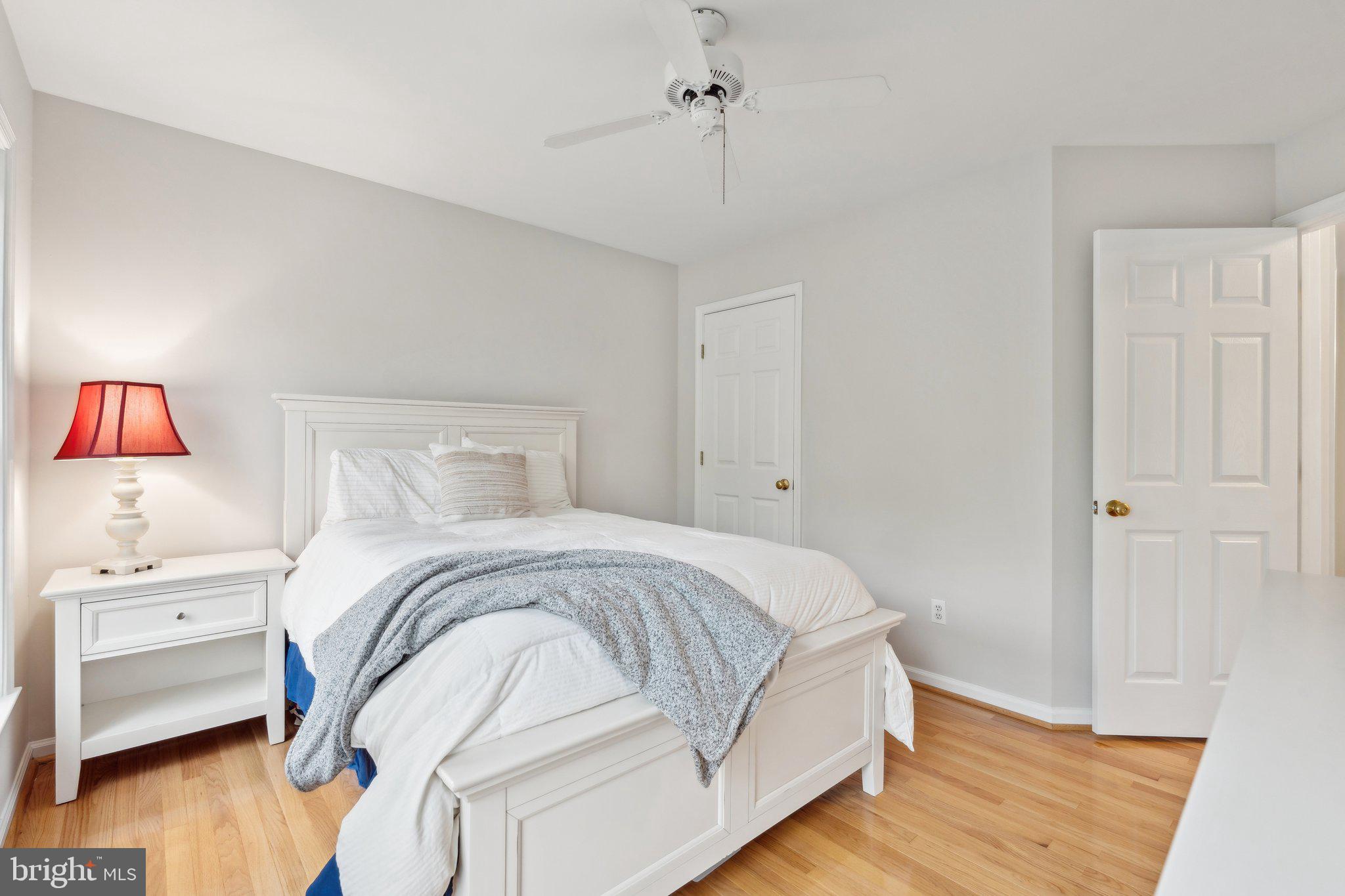 POTOMAC LAKES - Residential